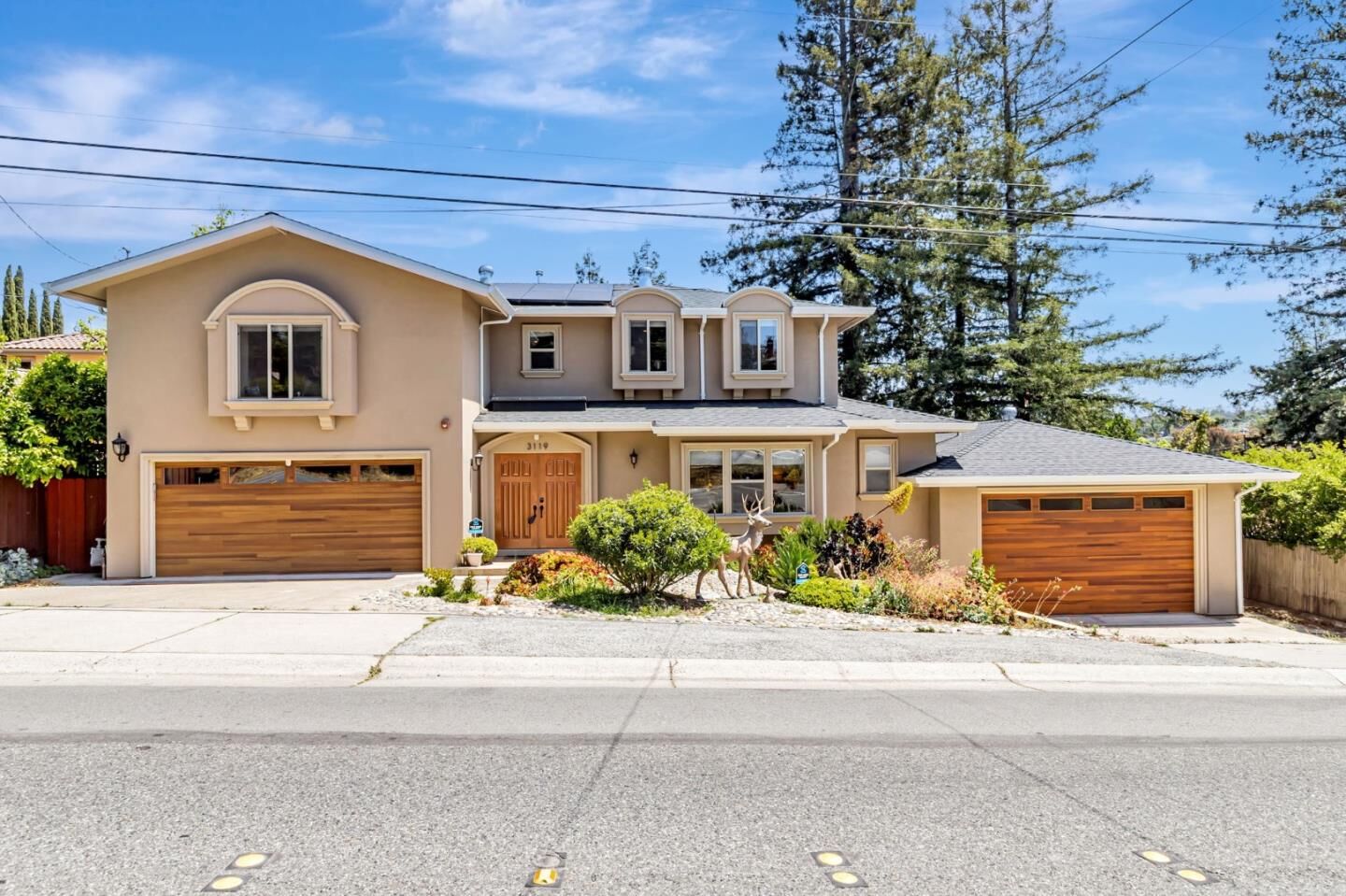 Property Photo: 3119 Oak Knoll Drive CA 94062