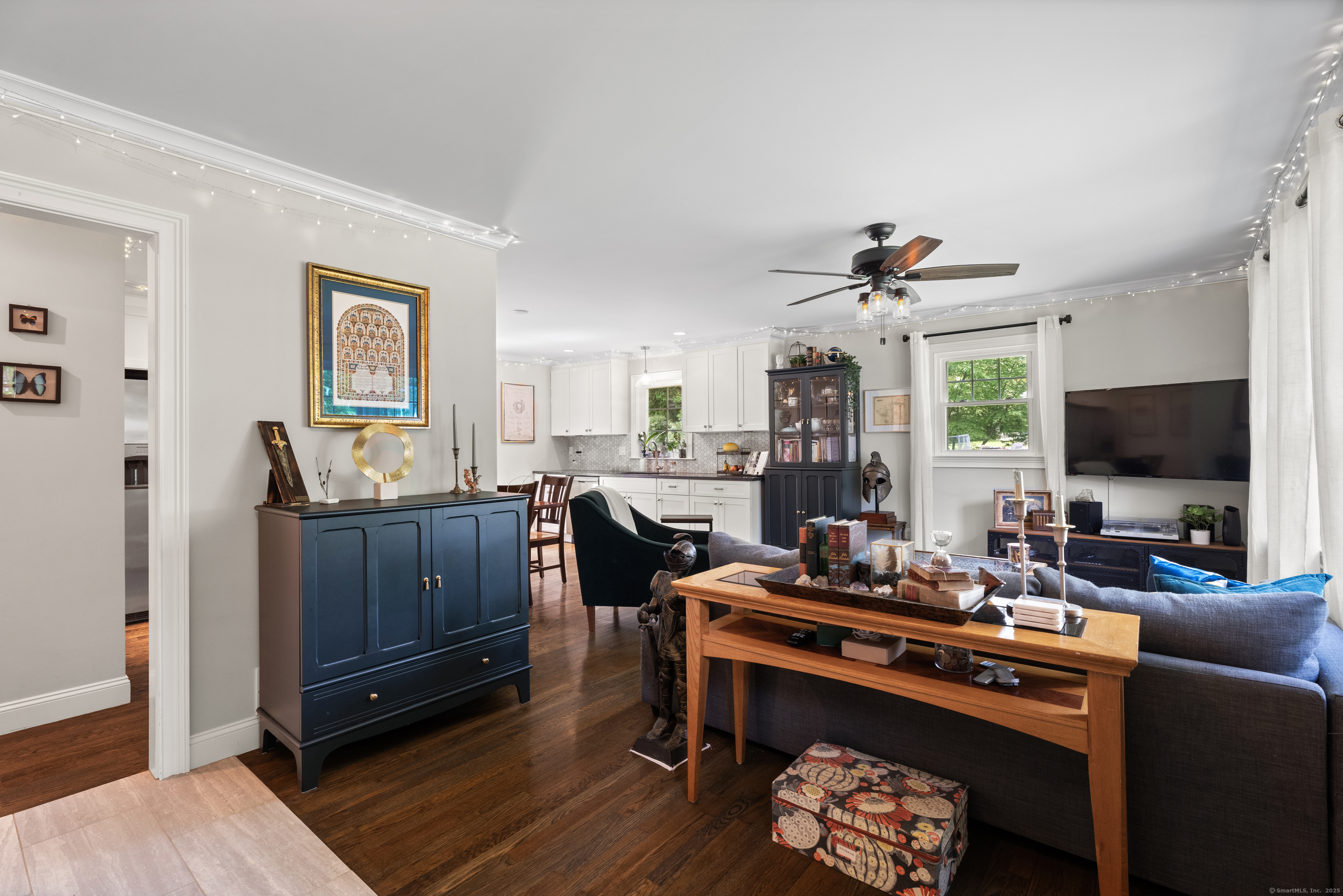 Property Photo: 72 Twin Brook Terrace CT 06468
