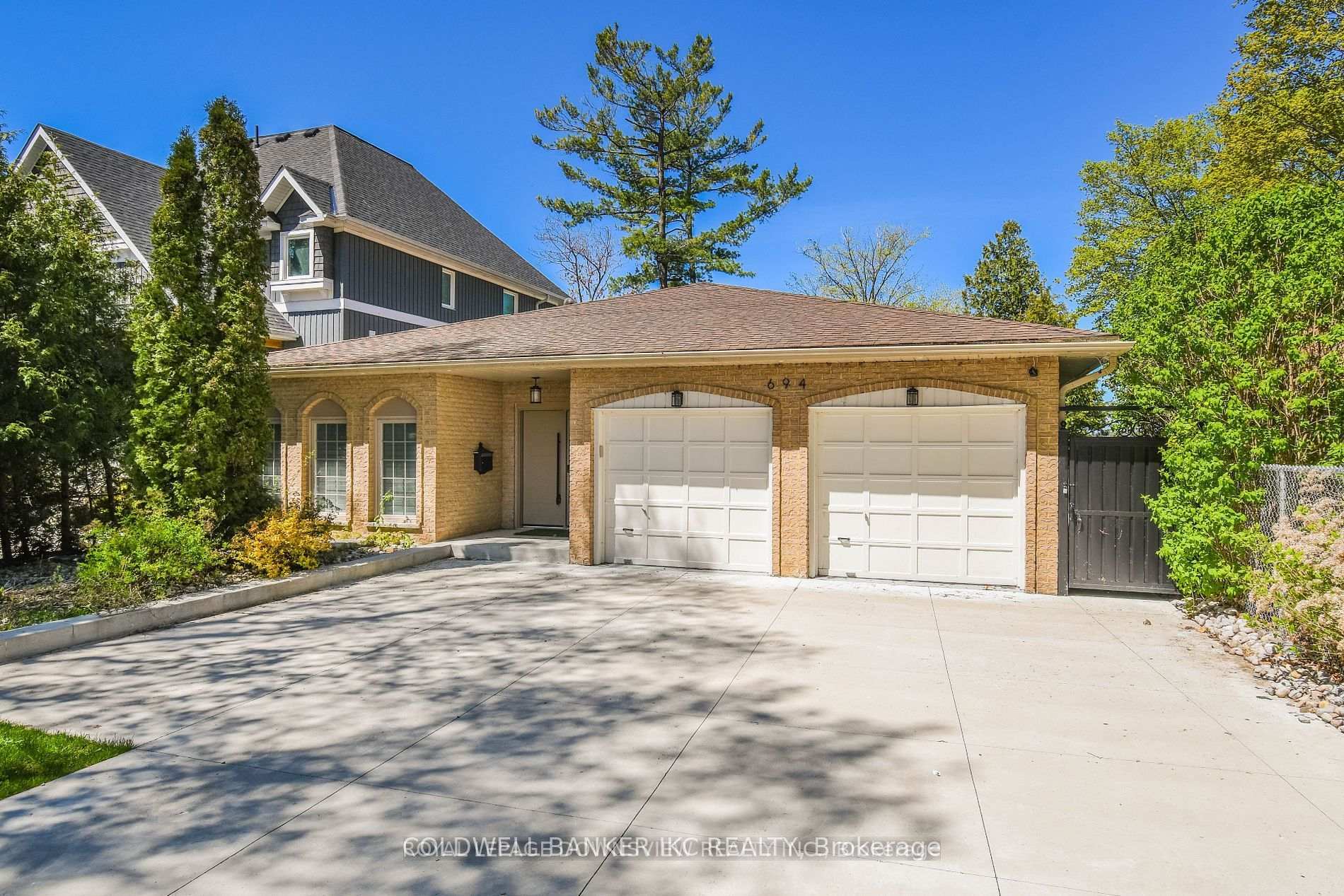 Property Photo: 694 Broadview Avenue ON L3V 6P3