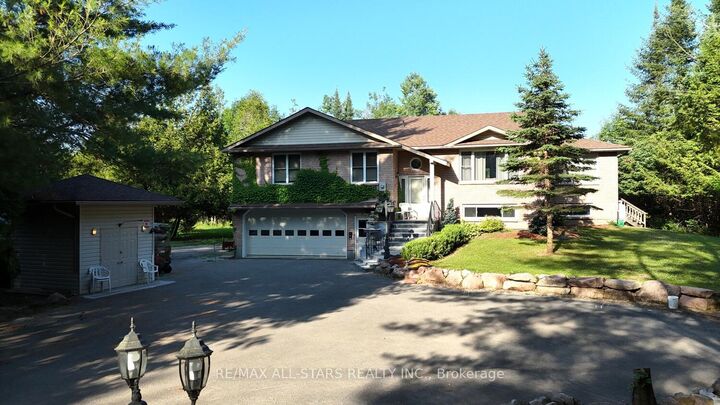 Property Photo: 33 Tates Bay Road ON K0M 1A0
