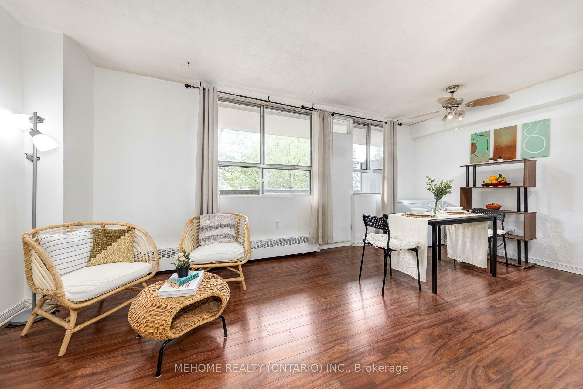 Photo de la propriété: 1950 Kennedy Road 207 ON M1P 4S9