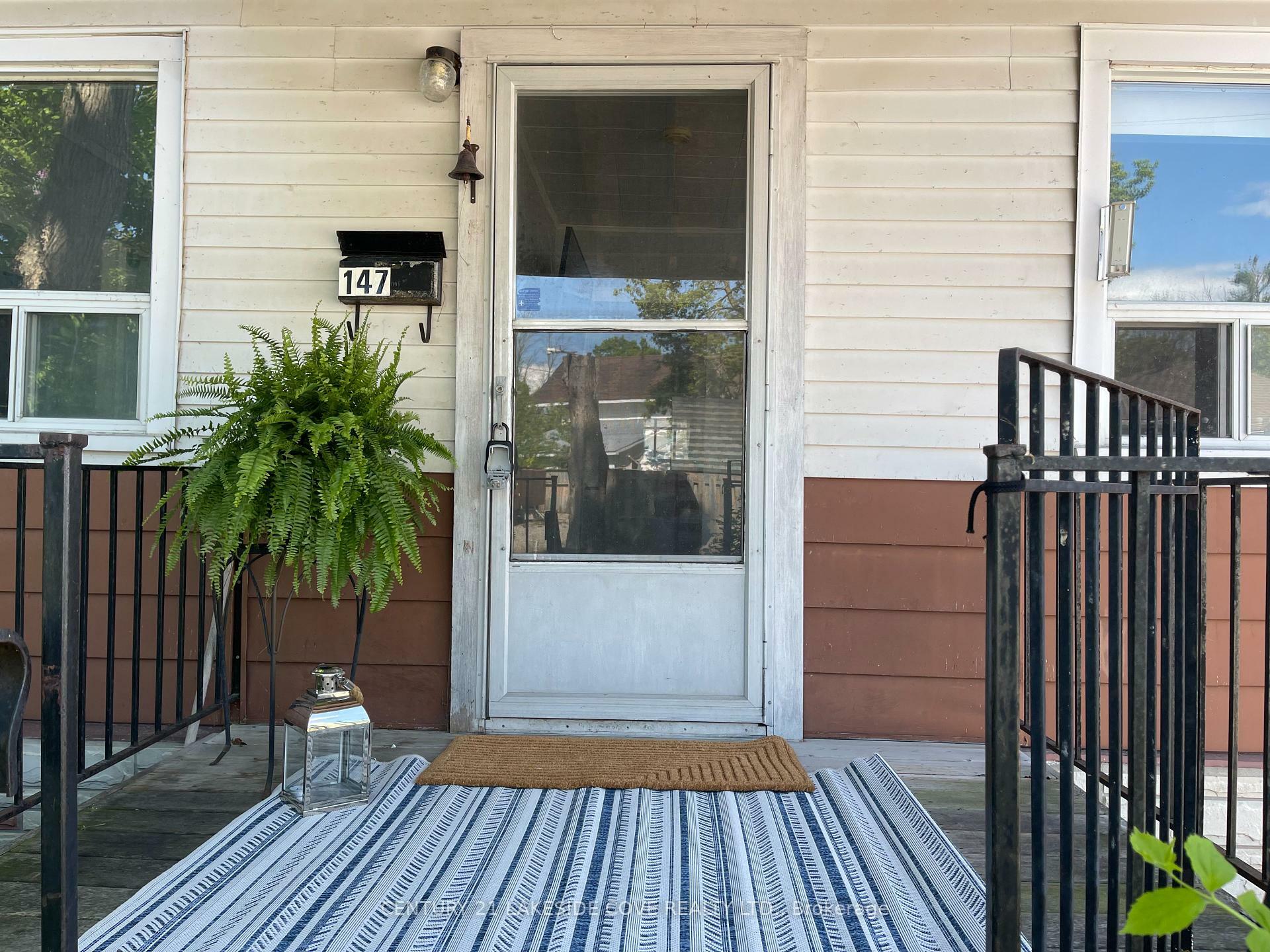 Property Photo: 147 Dufferin Street ON L3V 5T1