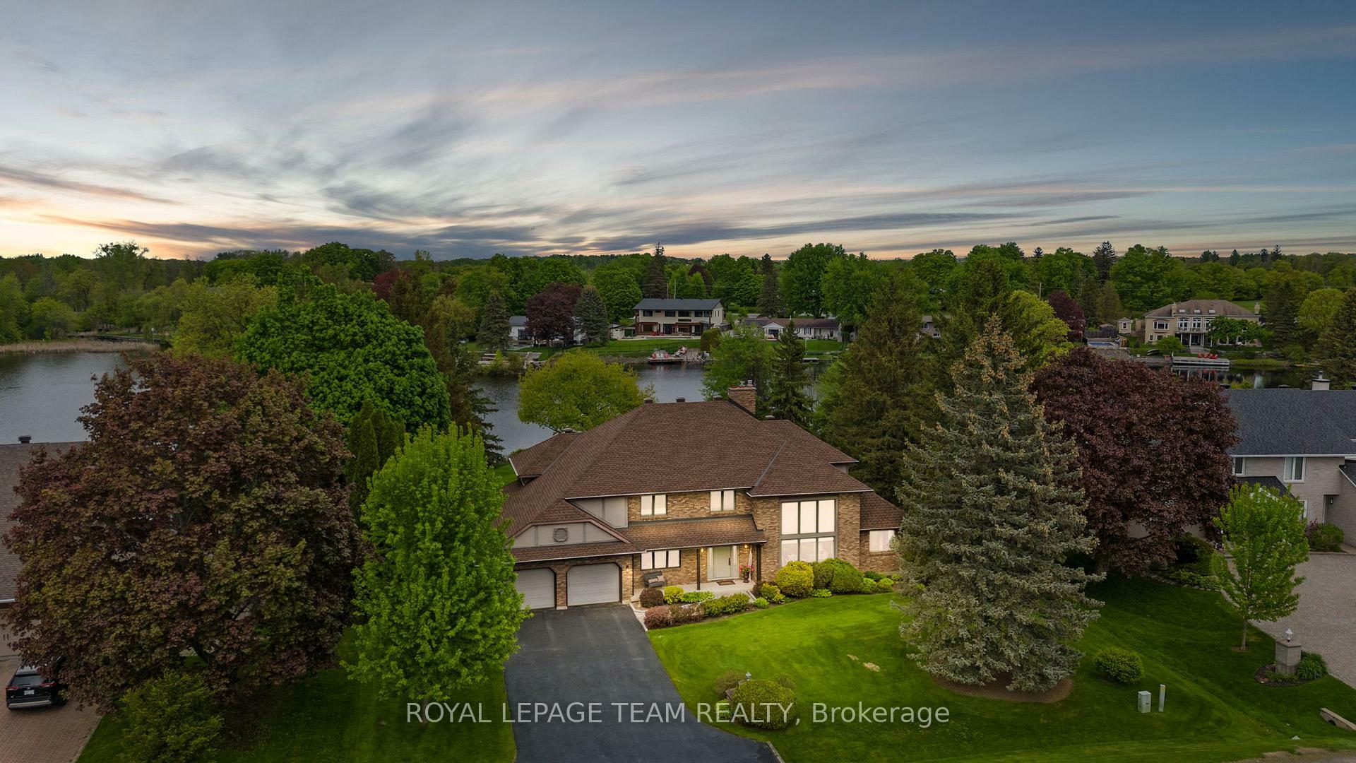 Property Photo: 5533 South Island Park Drive ON K4M 1J2