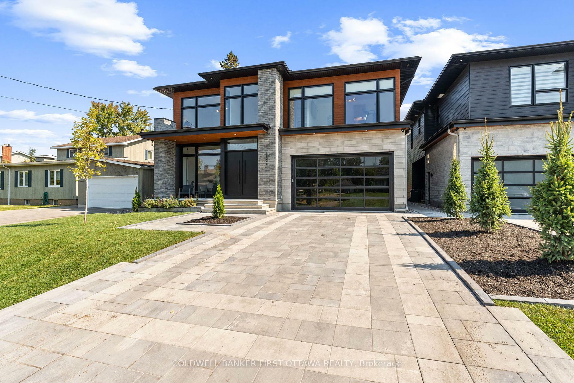 Property Photo: 1124 Normandy Crescent ON K2E 5A4