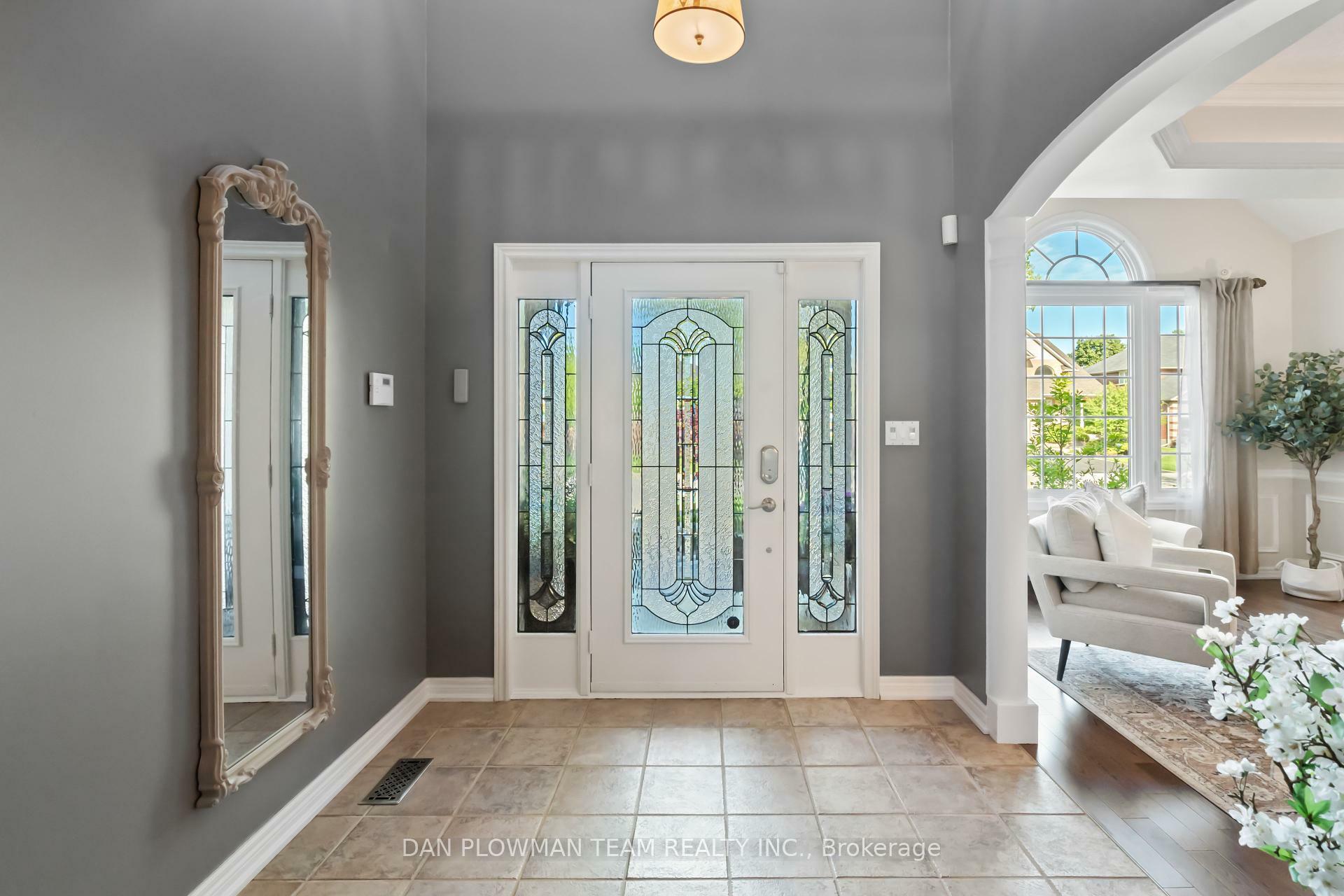 Property Photo: 264 Ryerson Crescent ON L1G 8B7