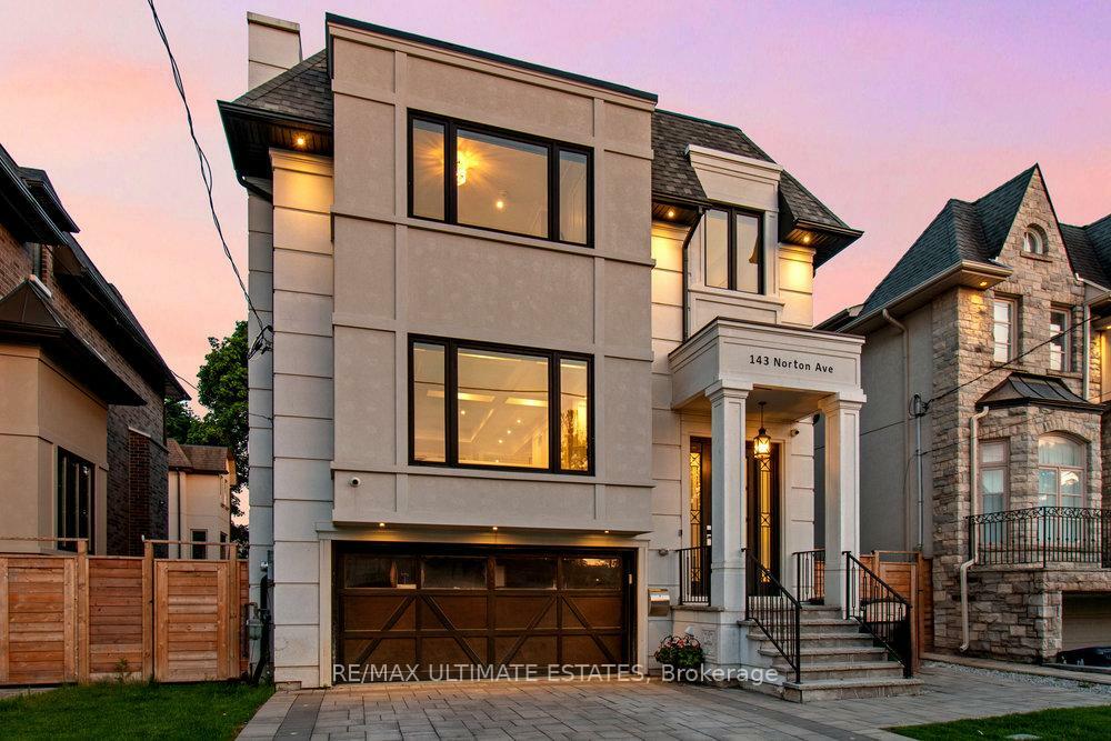 Photo de la propriété:  143 Norton Avenue  ON M2N 4A7 