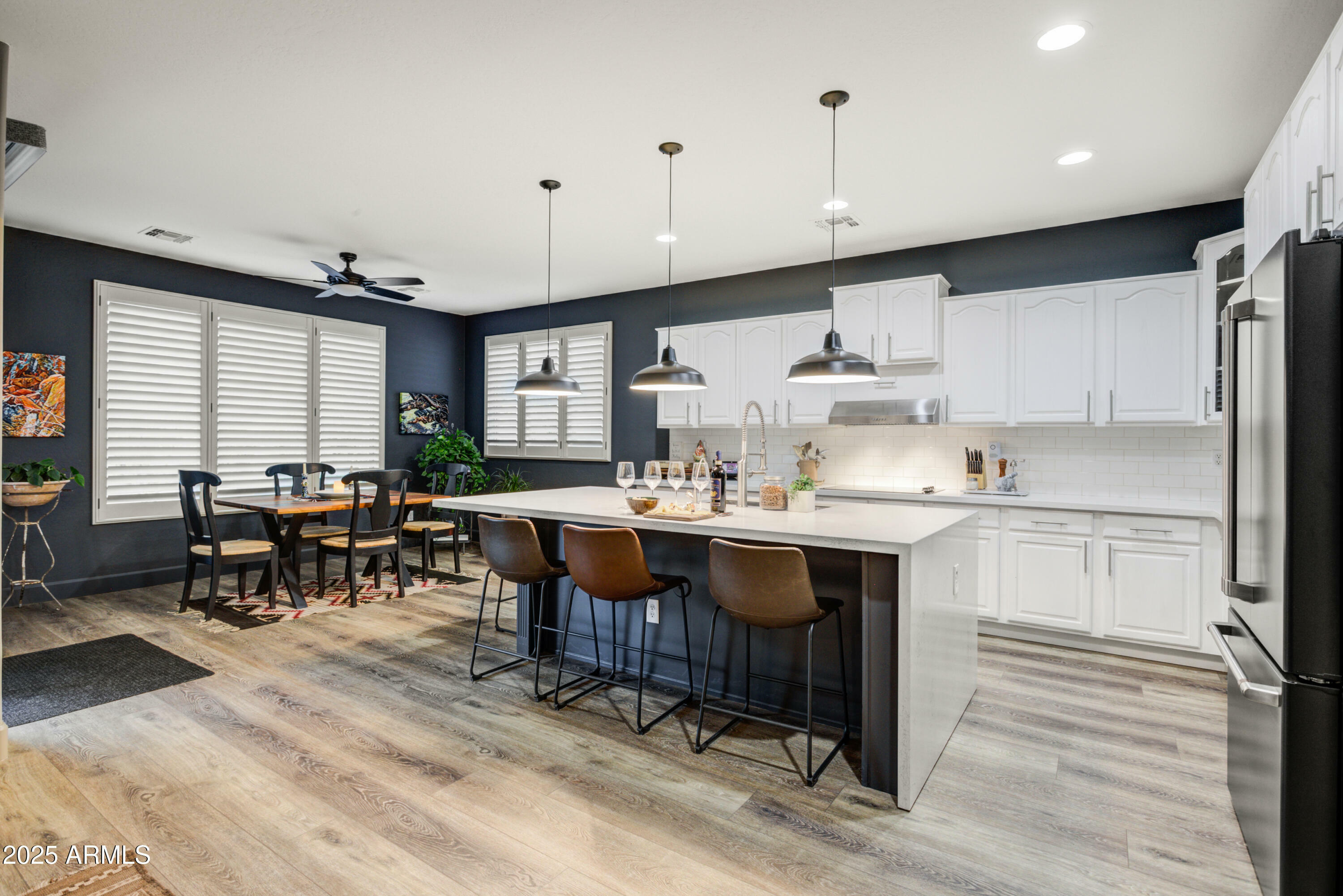 Property Photo: 8500 W Nicolet Avenue AZ 85305