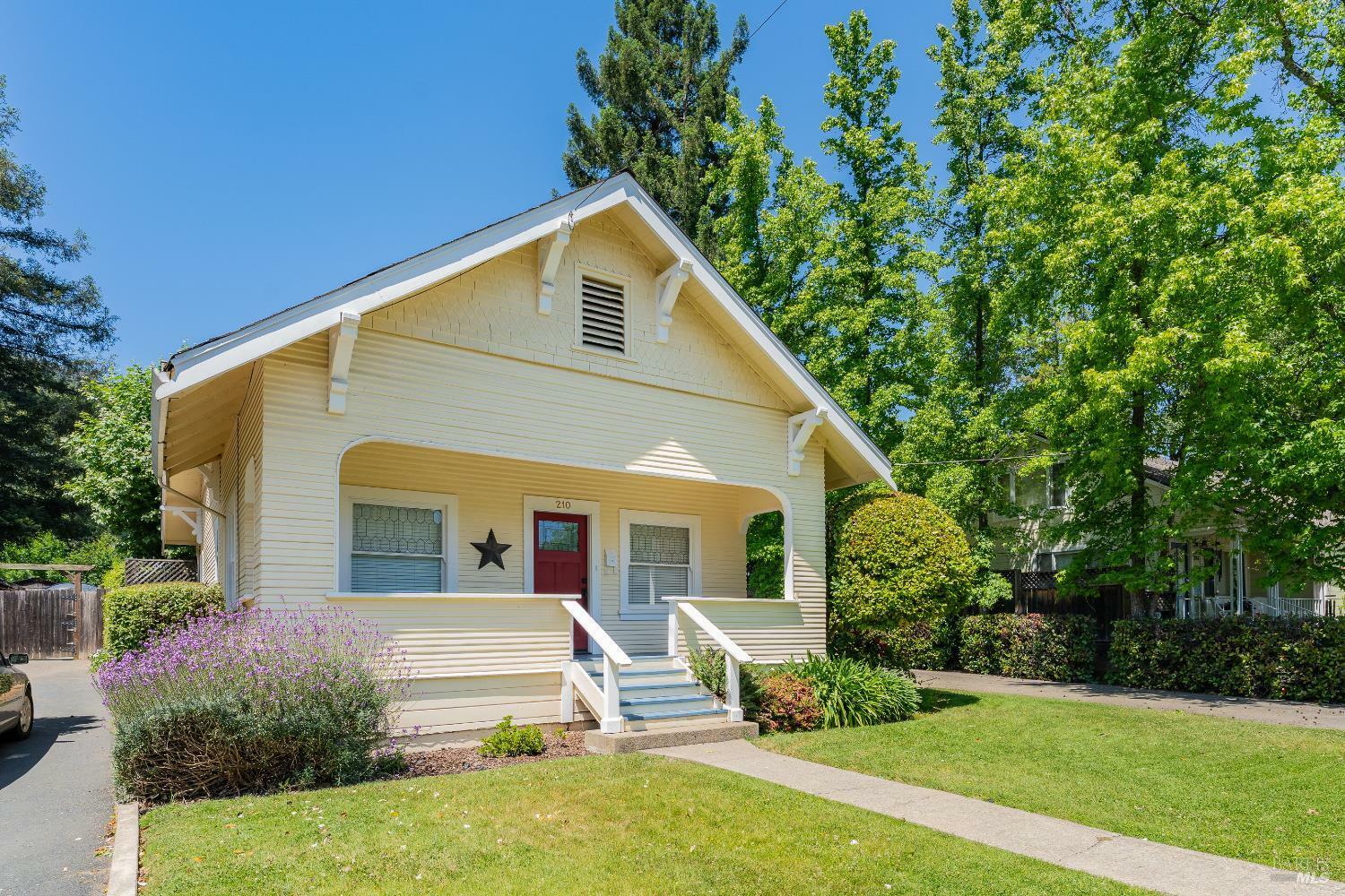 Property Photo: 210 Thompson Street CA 95482