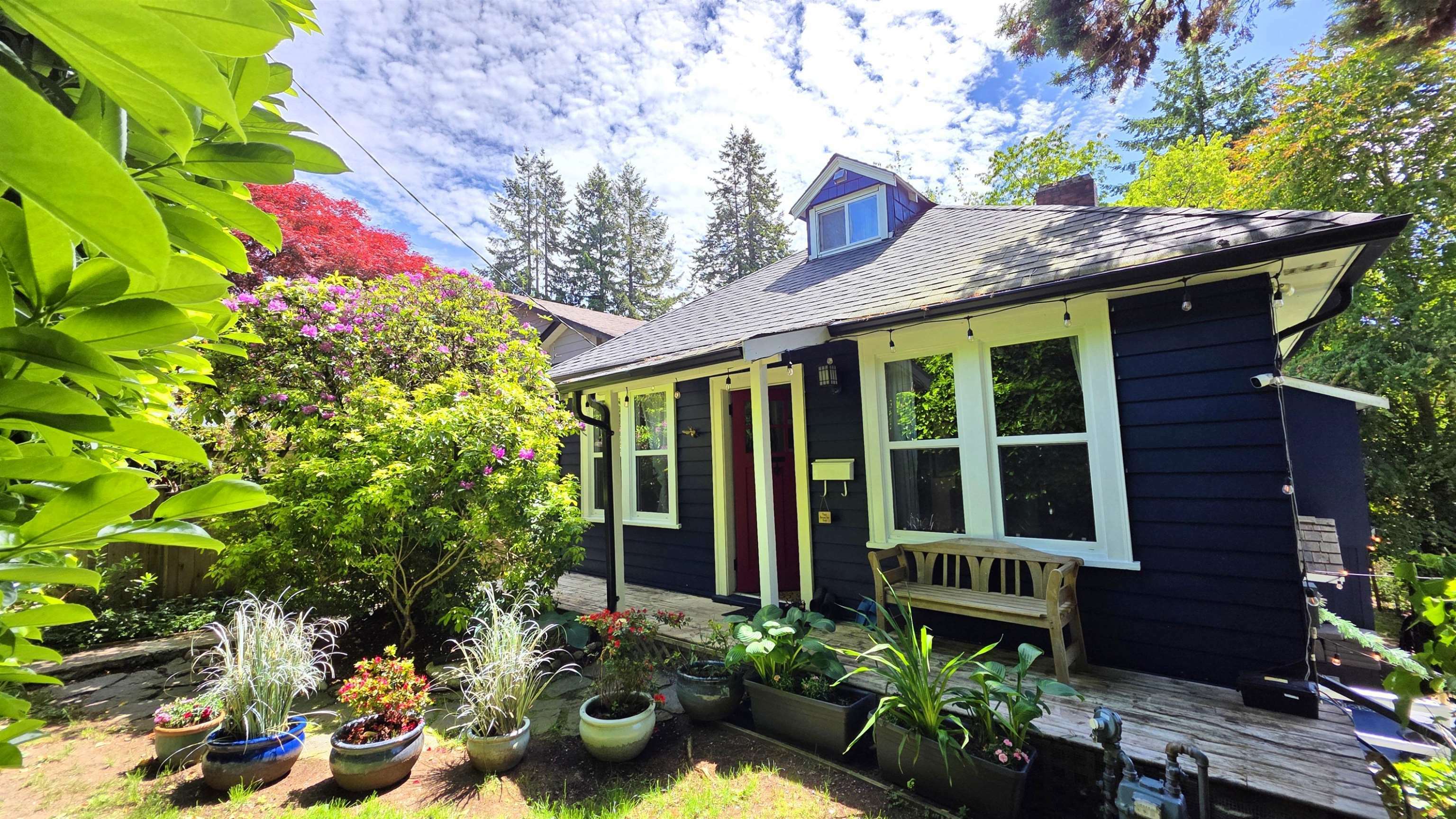 Property Photo: 221 W 23rd Street BC V7M 2B4