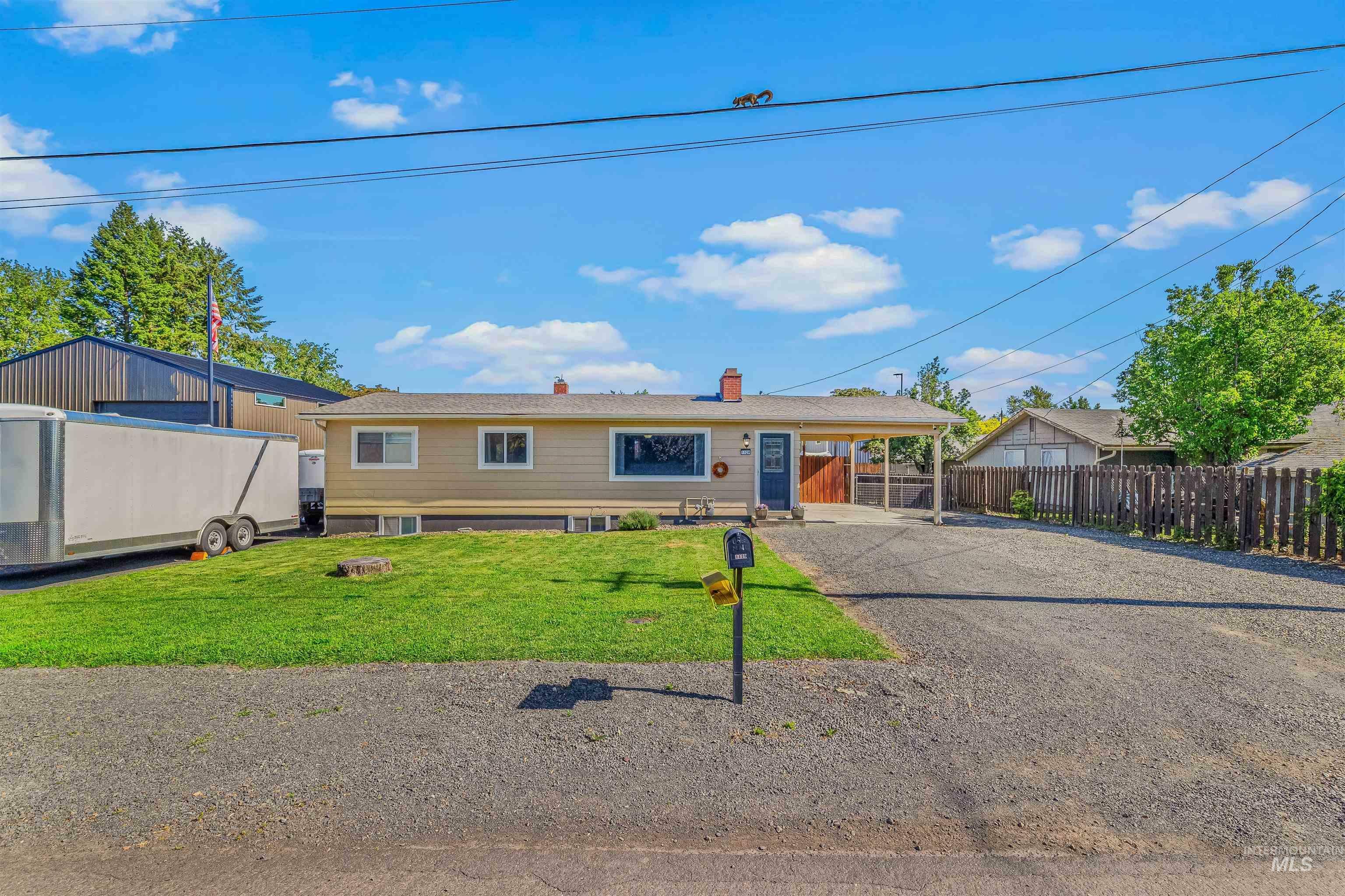 Property Photo: 1129 Cedar Dr ID 83501