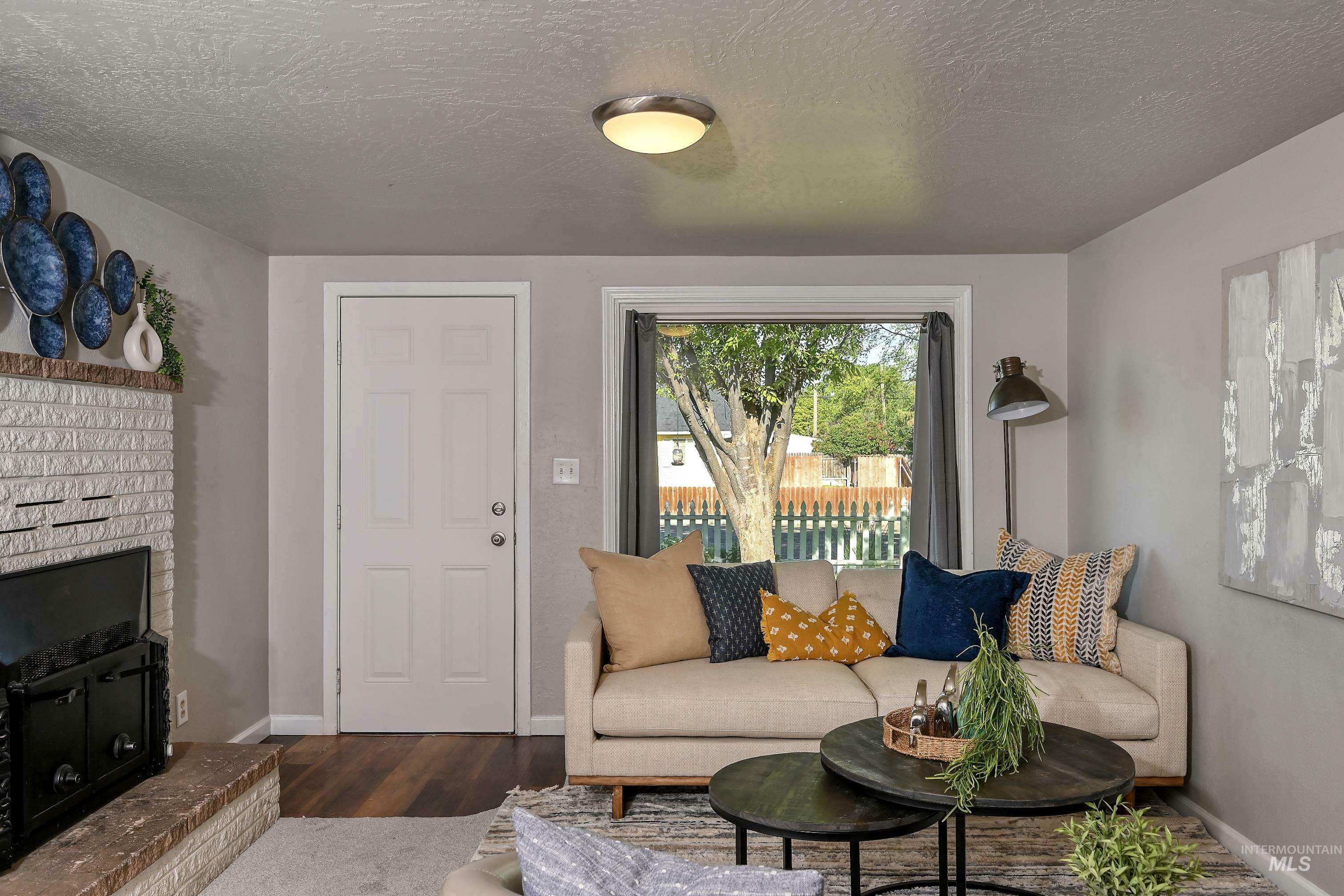 Property Photo: 320 S Banner St. ID 83686