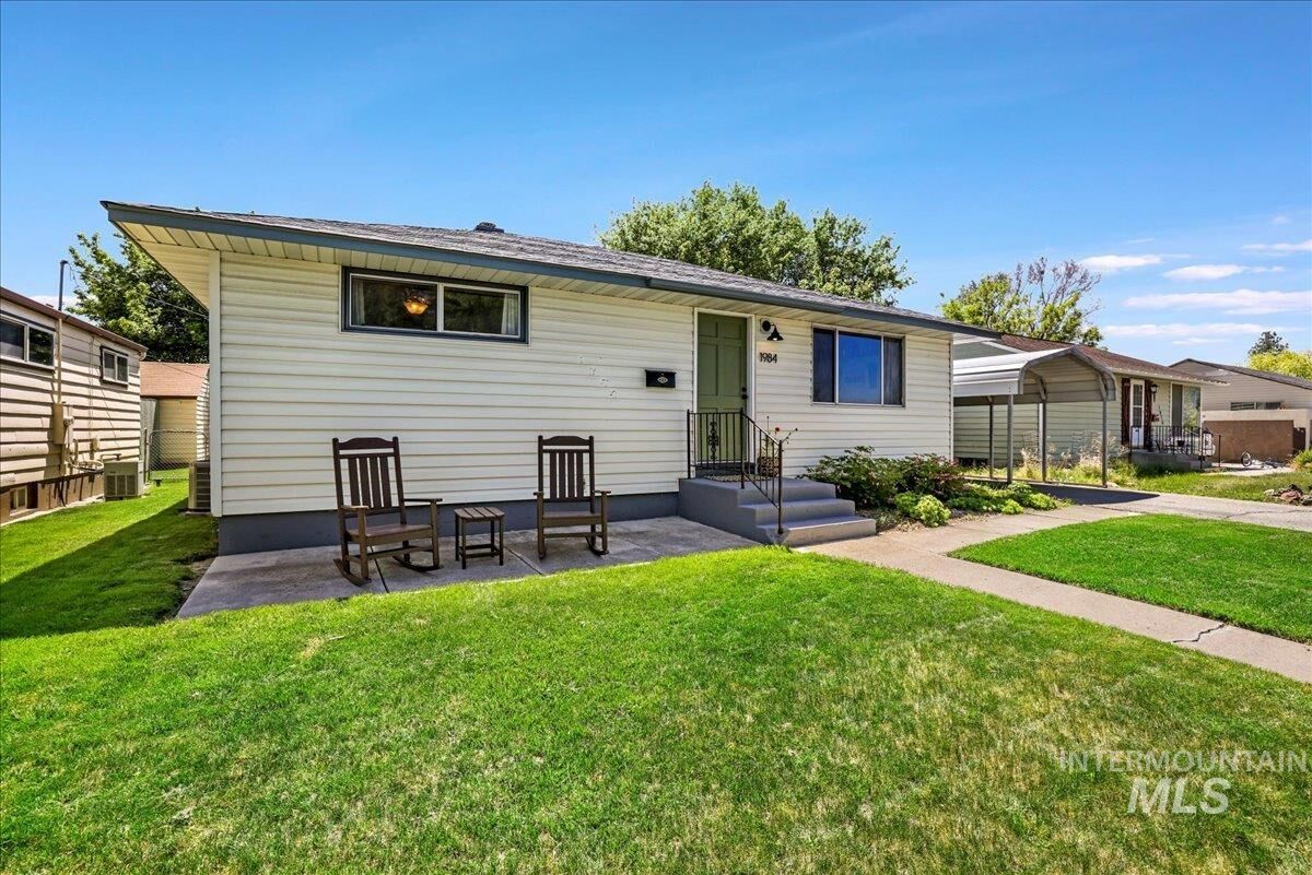 Property Photo:  1984 11th Ave E  ID 83301 