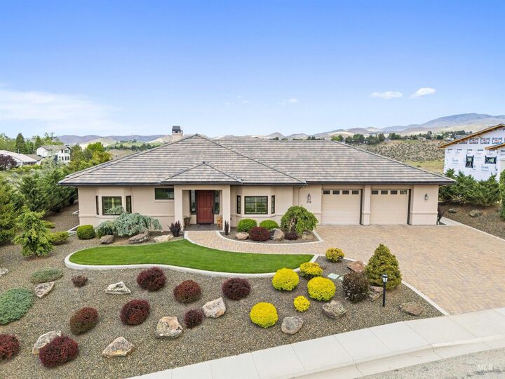 Property Photo:  718 E Orion  ID 83702 