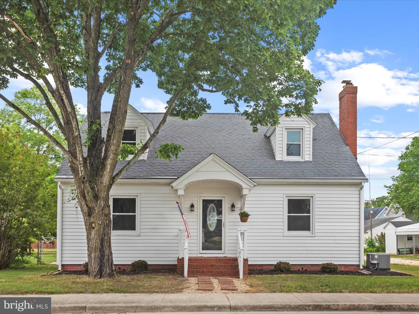 Property Photo: 304 N Main Street MD 21830