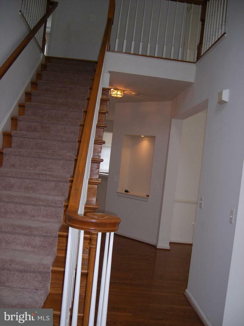 Property Photo: 9778 Lorraine Carol Way VA 22079