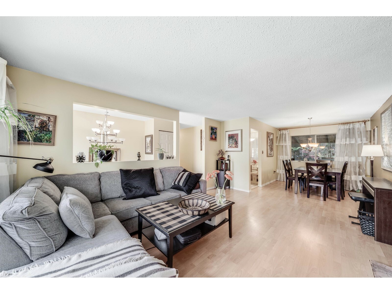 Property Photo: 7763 140 BC V3W 5K1