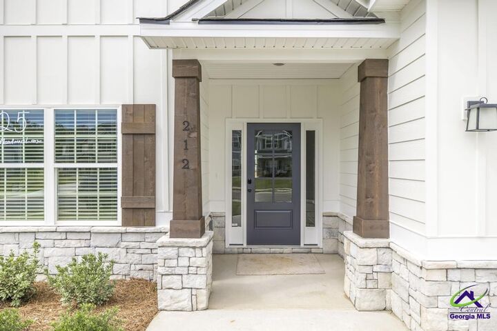 Property Photo:  212 Meadows Lane  GA 31005 