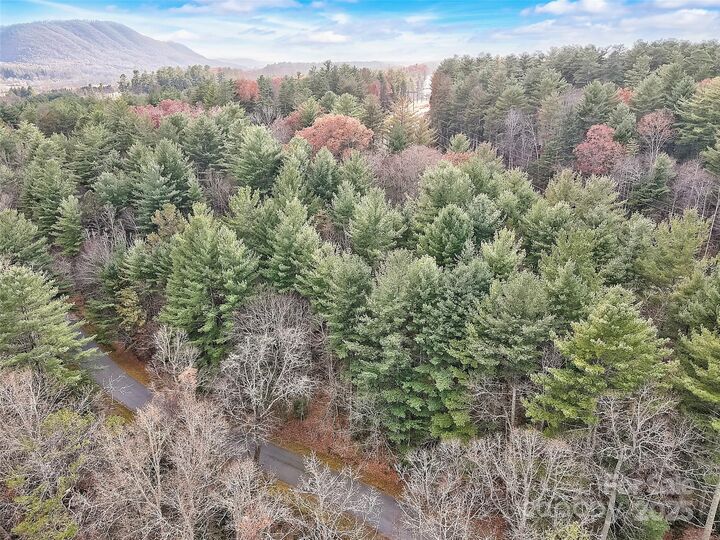 Property Photo:  000 Ravenwood Drive 6  NC 28732