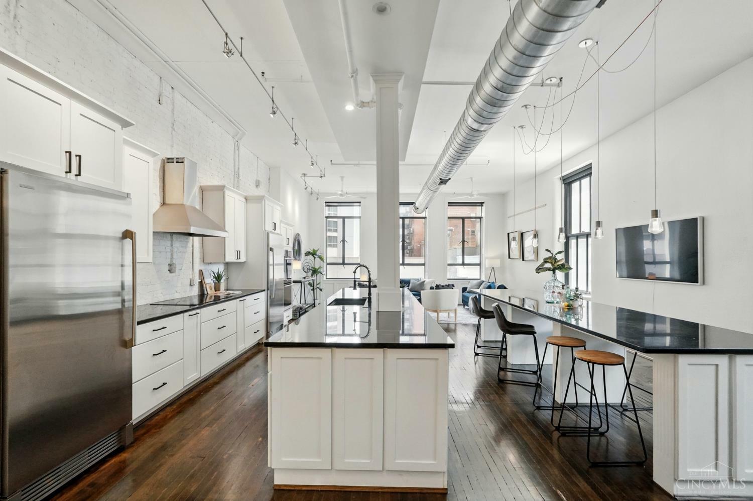 Property Photo: 417 Vine Street OH 45202