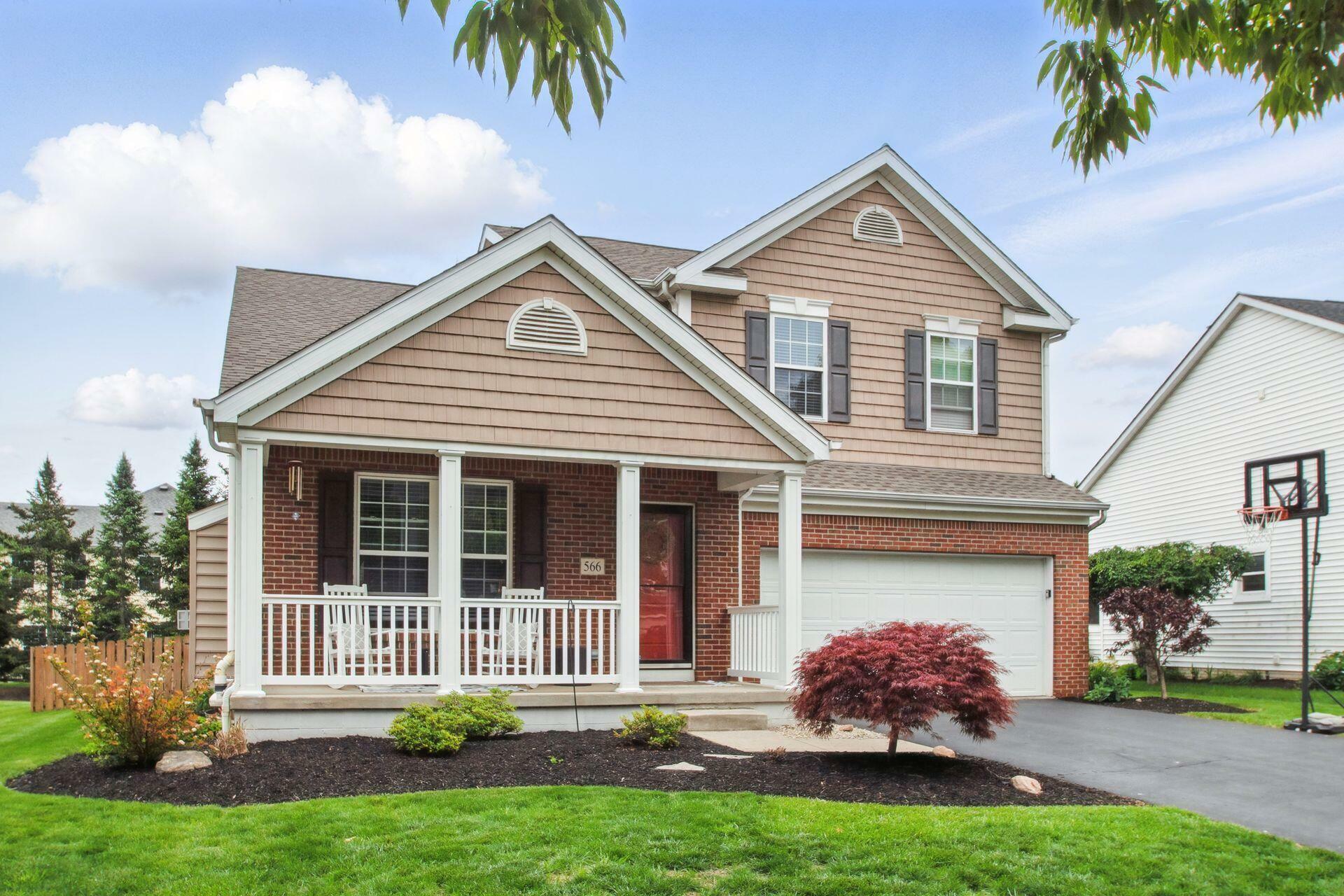 Property Photo:  566 Apple Valley Circle  OH 43015 