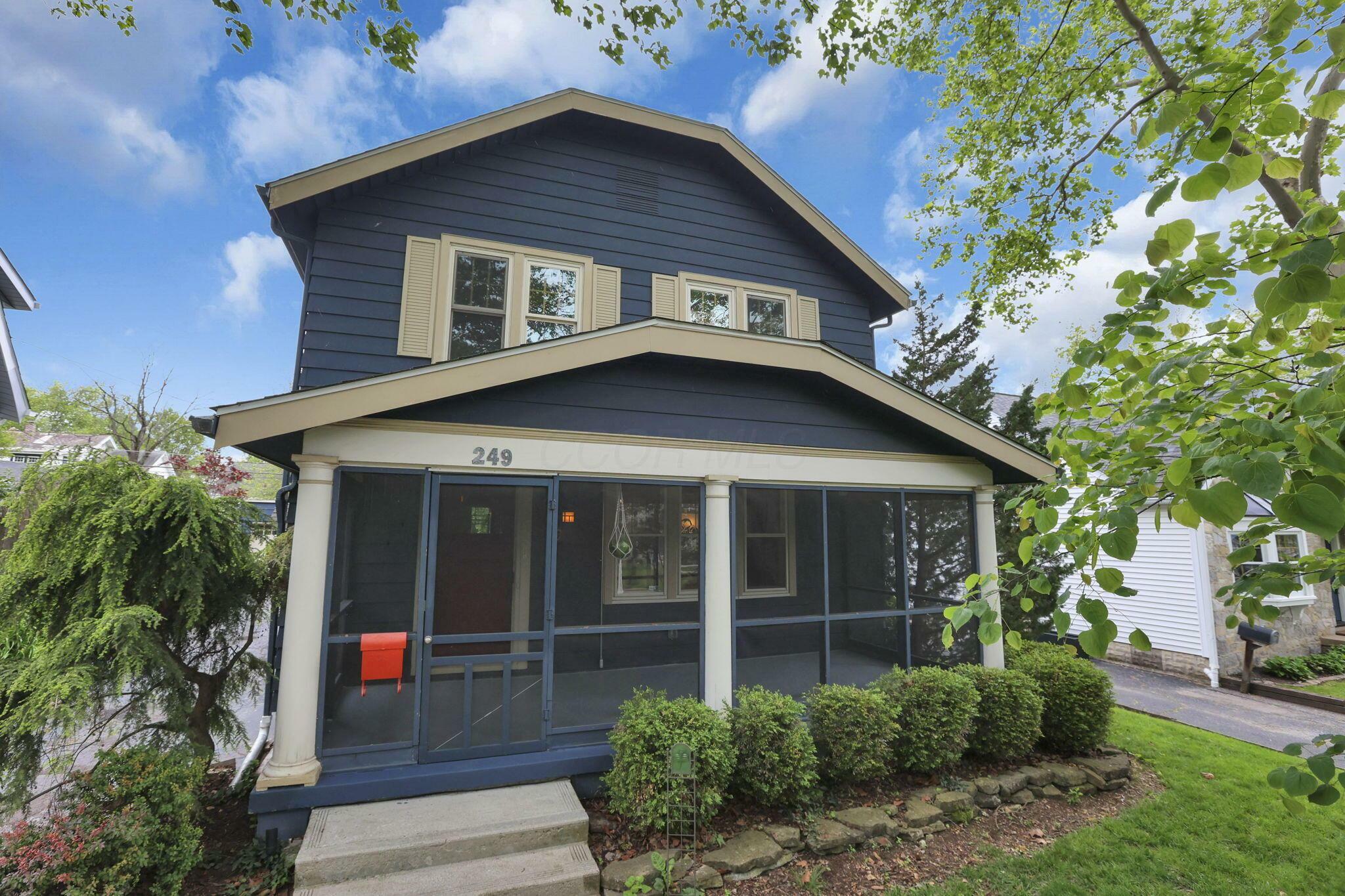Property Photo: 249 Blenheim Road OH 43214