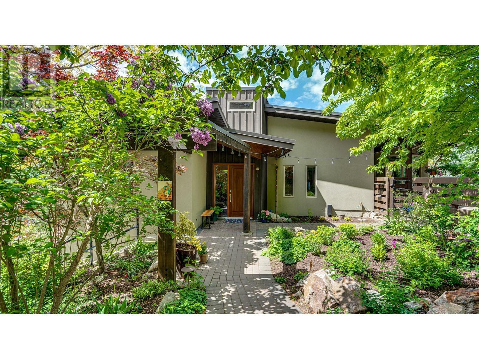 Property Photo: 1294 Galiano Road BC V1B 3B3