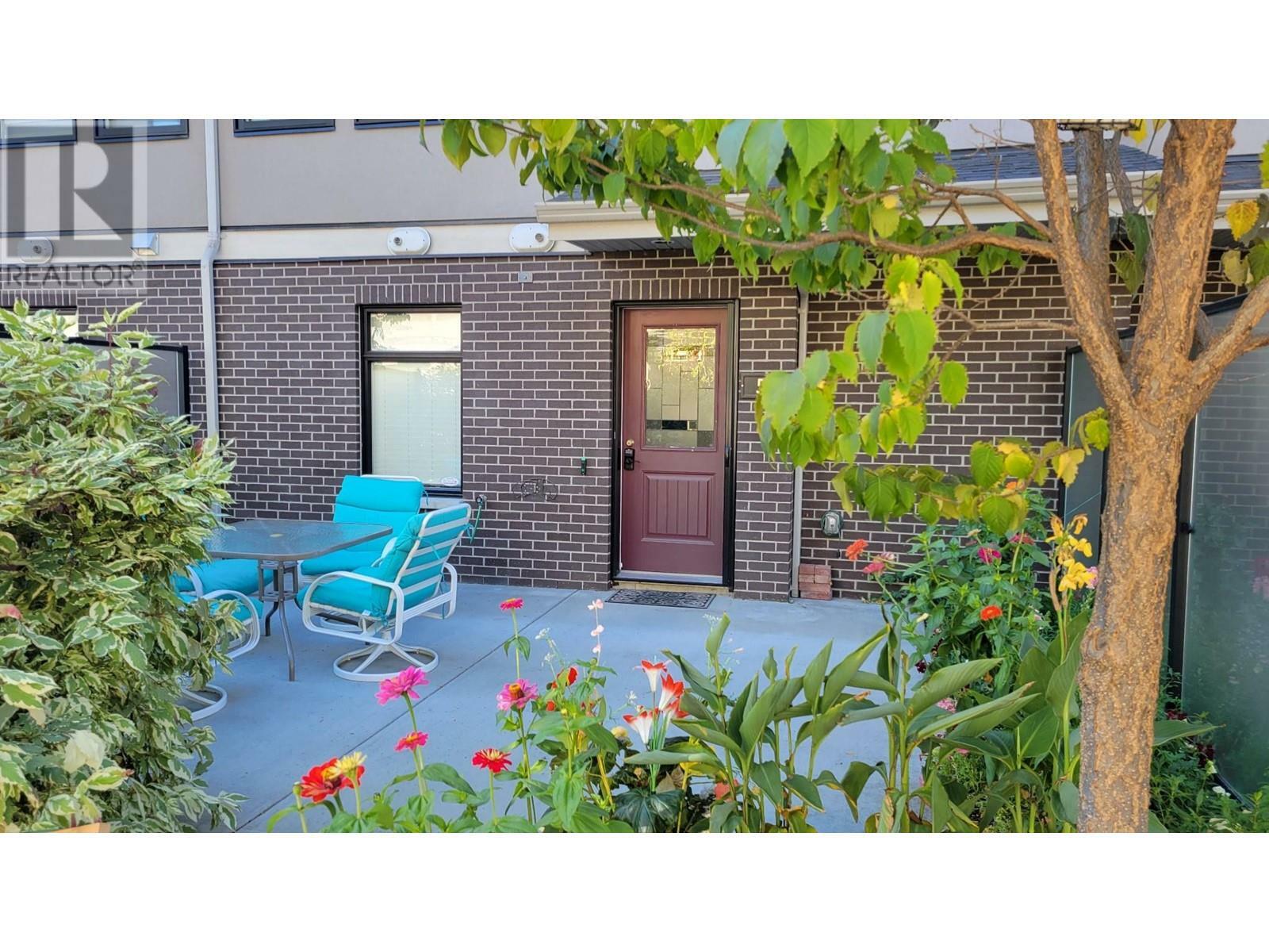 Photo de la propriété: 1102 Cameron Avenue 51 BC V1Y 0B2