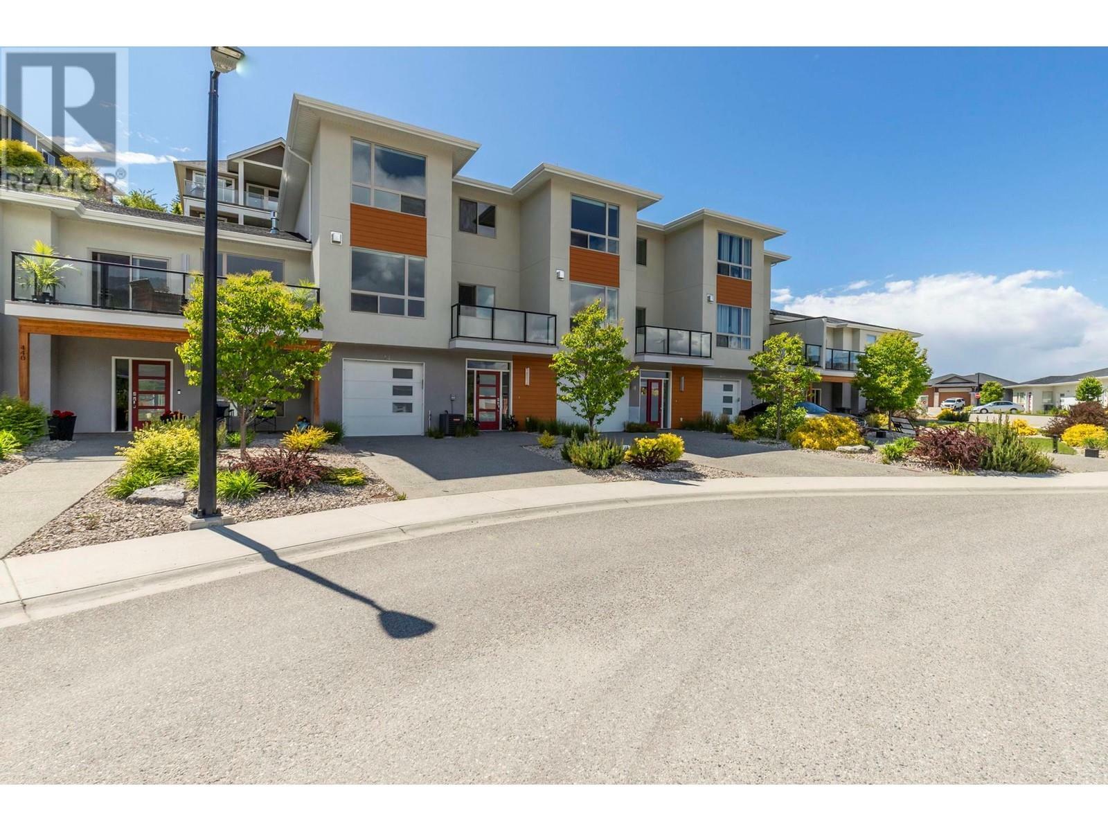 Property Photo: 414 Dunbar Court BC V1P 1T5