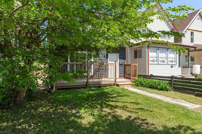 Property Photo:  97 Lansdowne Avenue  MB R2W 0G2 