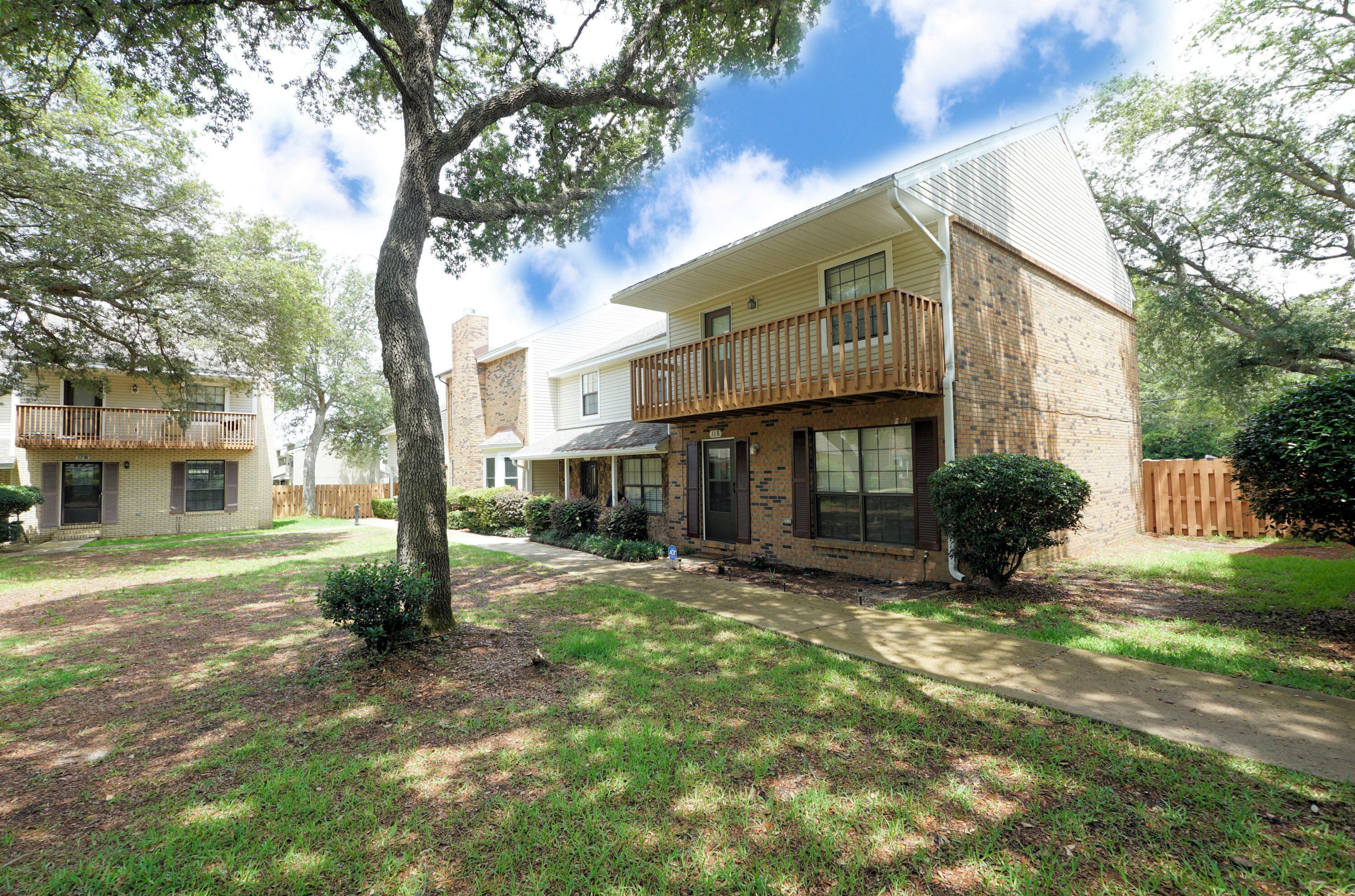 Property Photo:  118 5th Avenue 118  FL 32579 