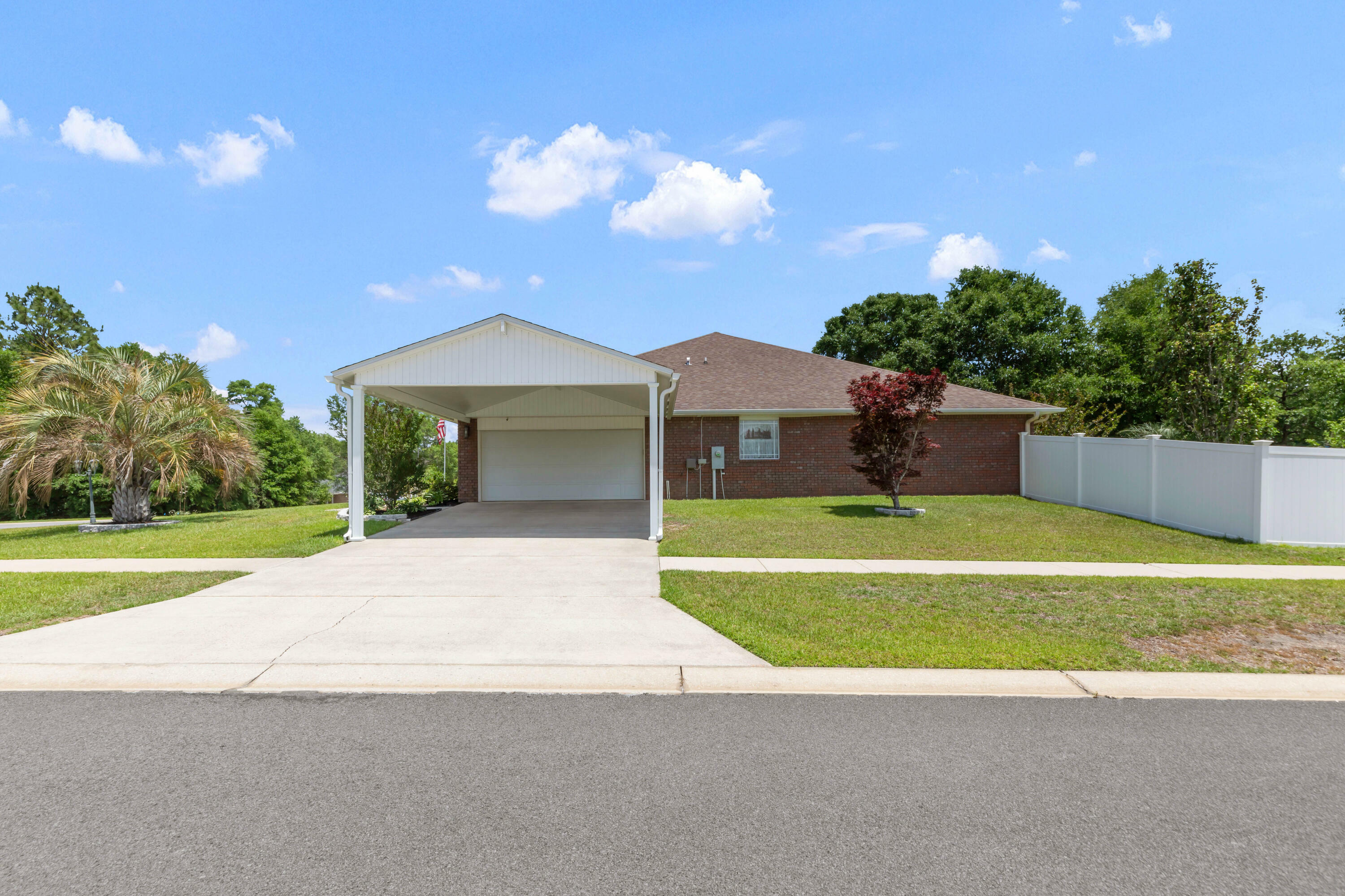 Property Photo: 6202 Plum Orchard Way FL 32536