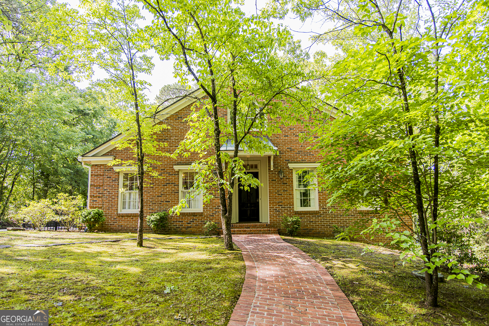 Property Photo: 15 Westover Drive SW GA 30165