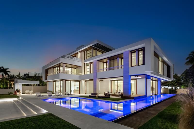 Property Photo:  10 Pelican Dr  FL 33301 