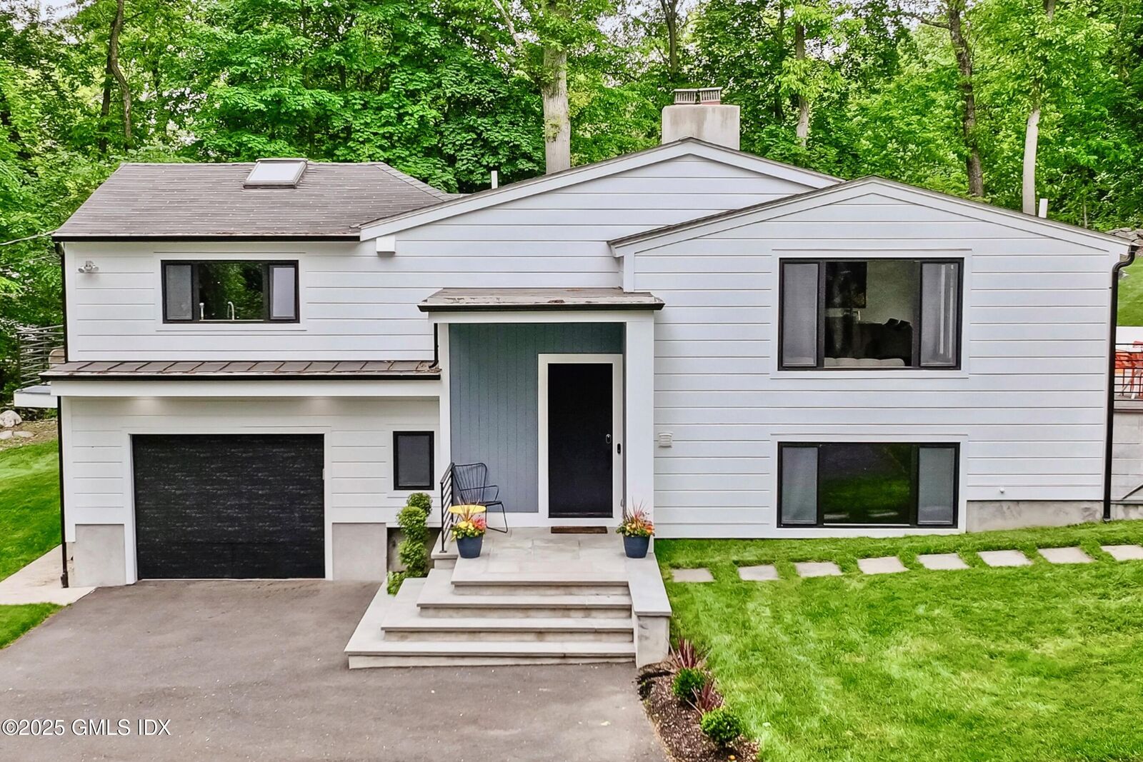 Property Photo: 23 Wyndover Lane North CT 06902