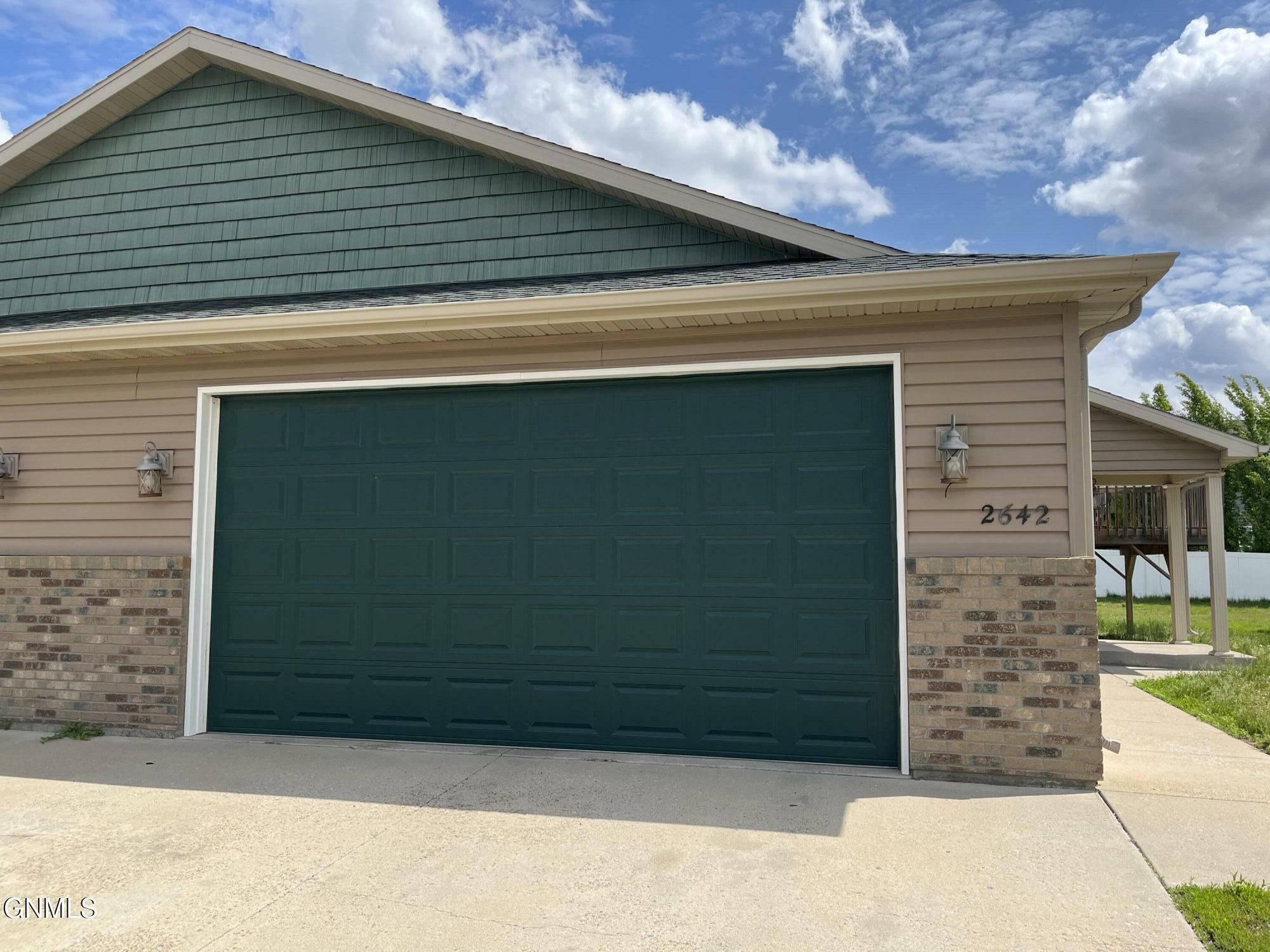 Property Photo: 2642 Dakota Boulevard ND 58601