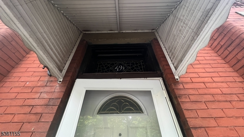 Property Photo:  49 Burnet St  NJ 07102 