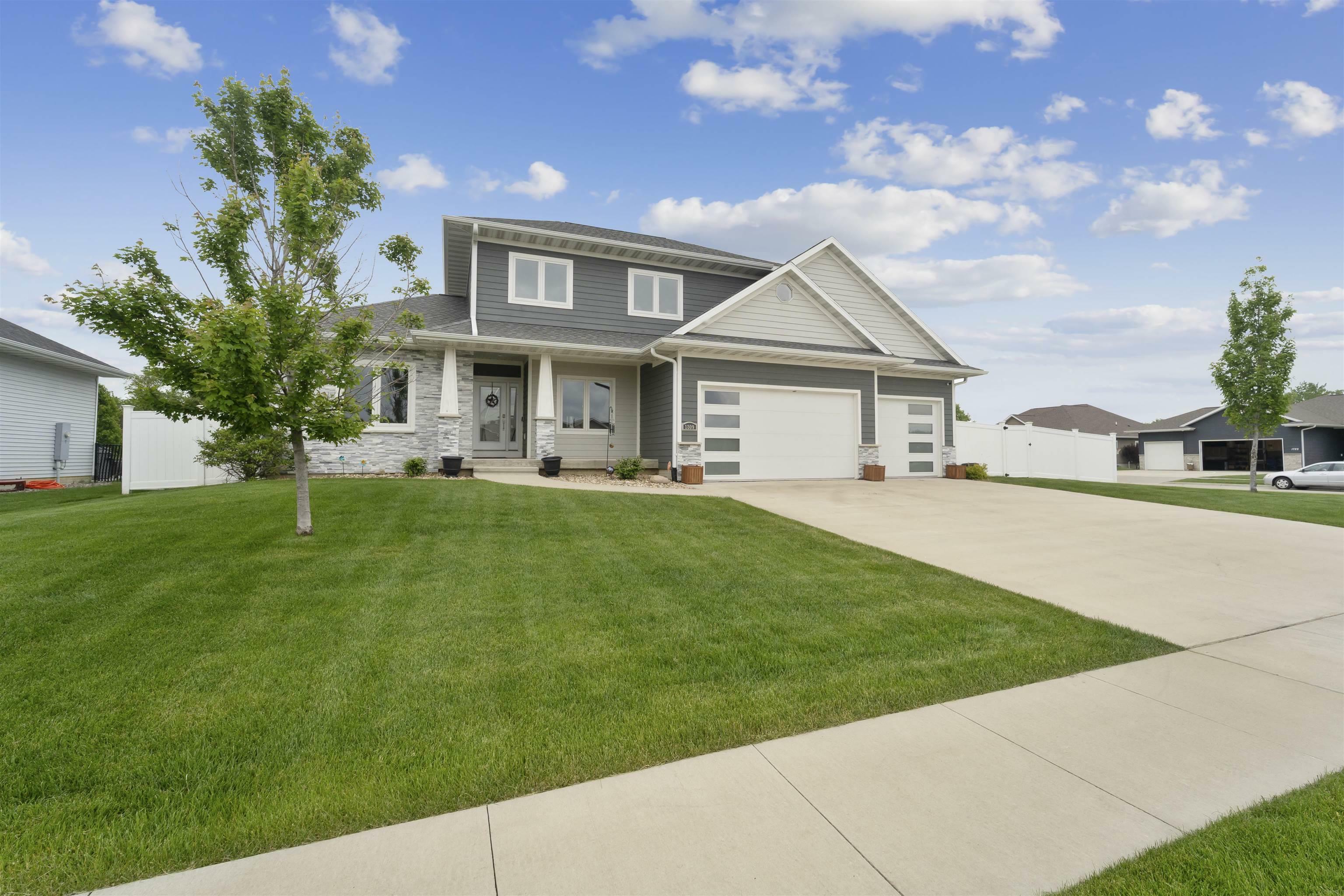 Property Photo: 1809 Vera Way IA 50613