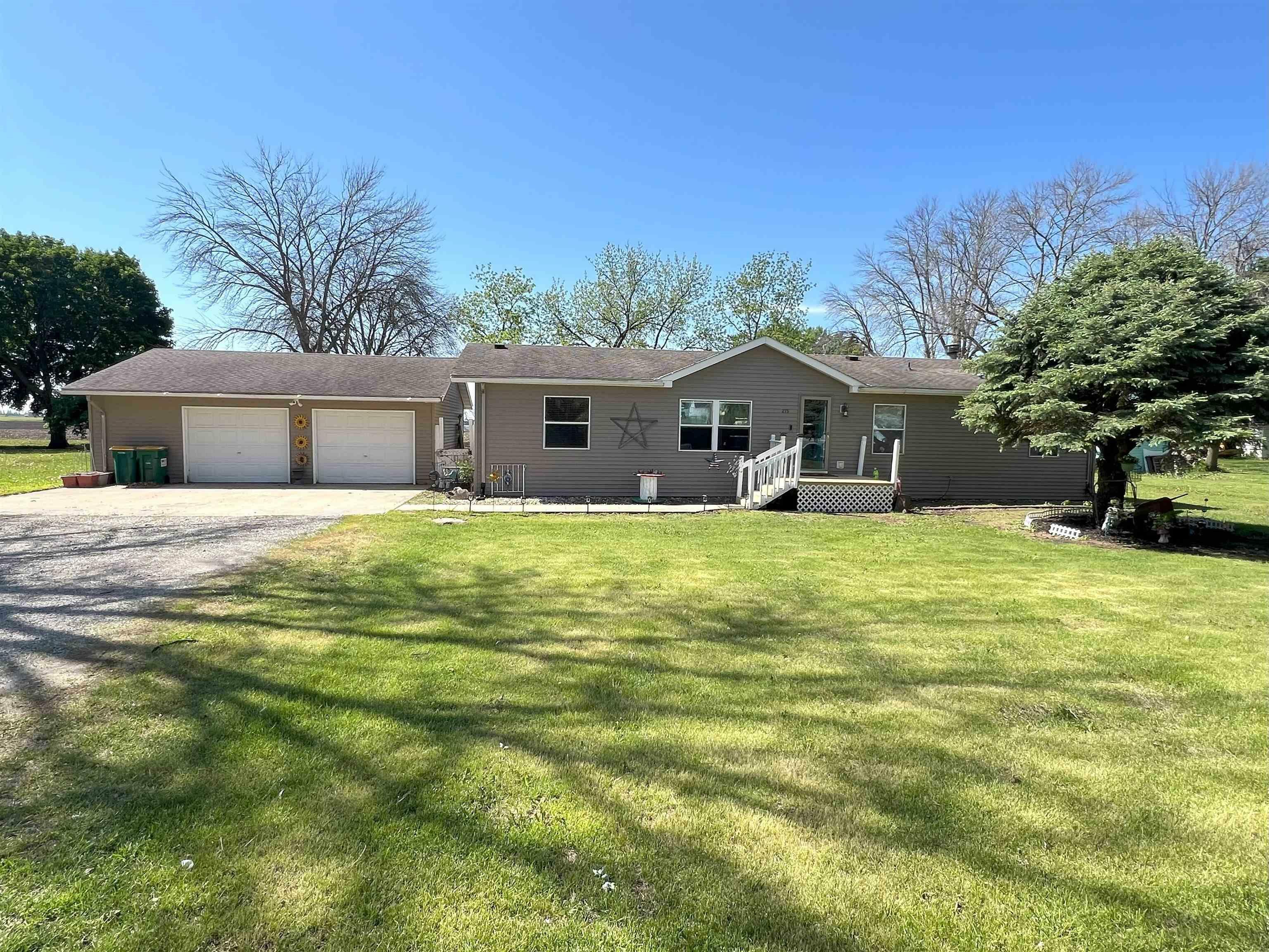 Property Photo: 215 Church St IA 50456