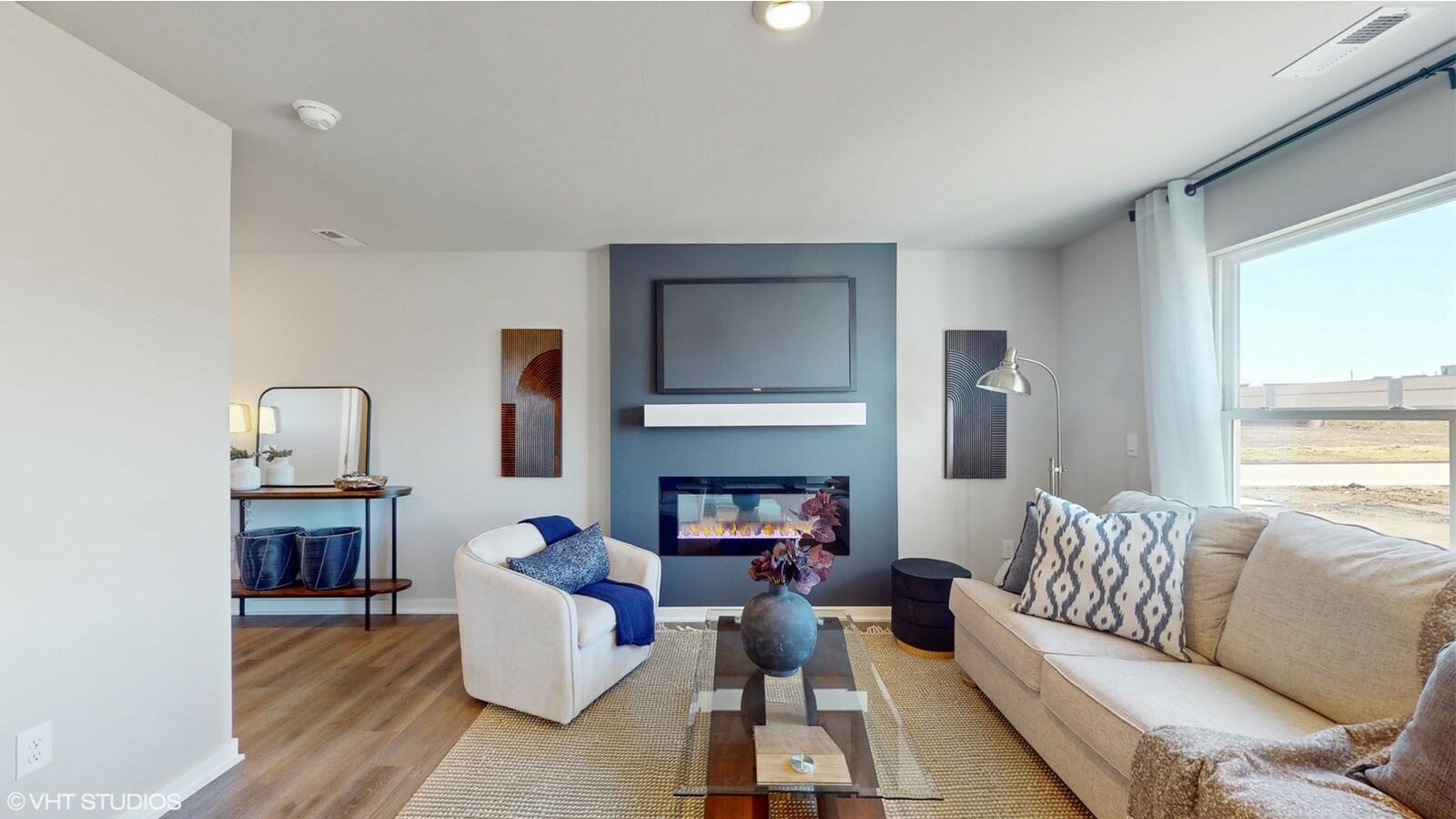 Property Photo: 4301 NE 13th Street IA 50021