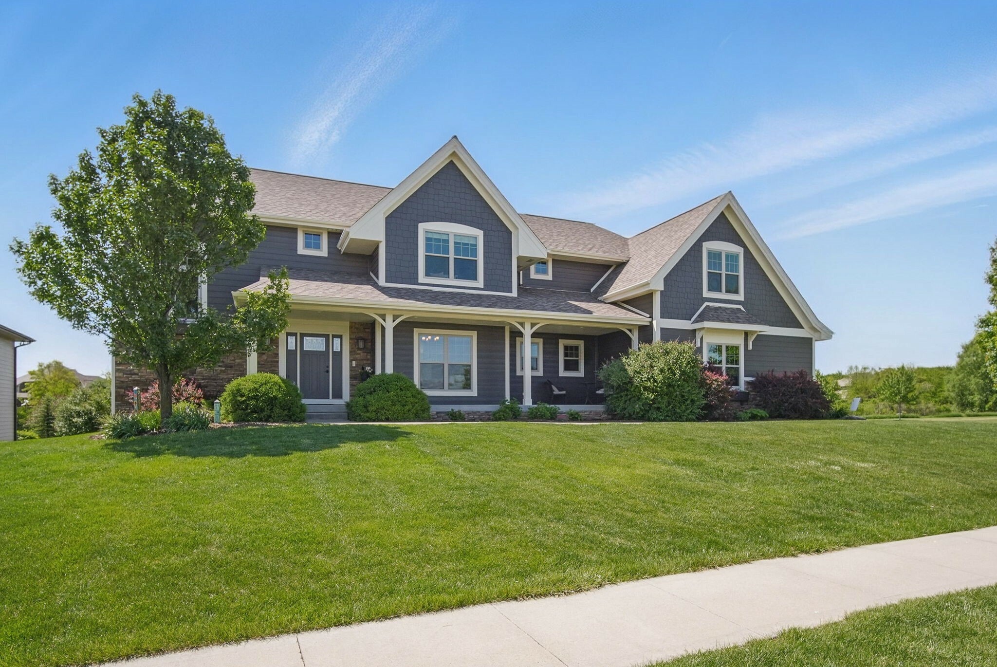 Property Photo: 9012 NW 72nd Place IA 50131