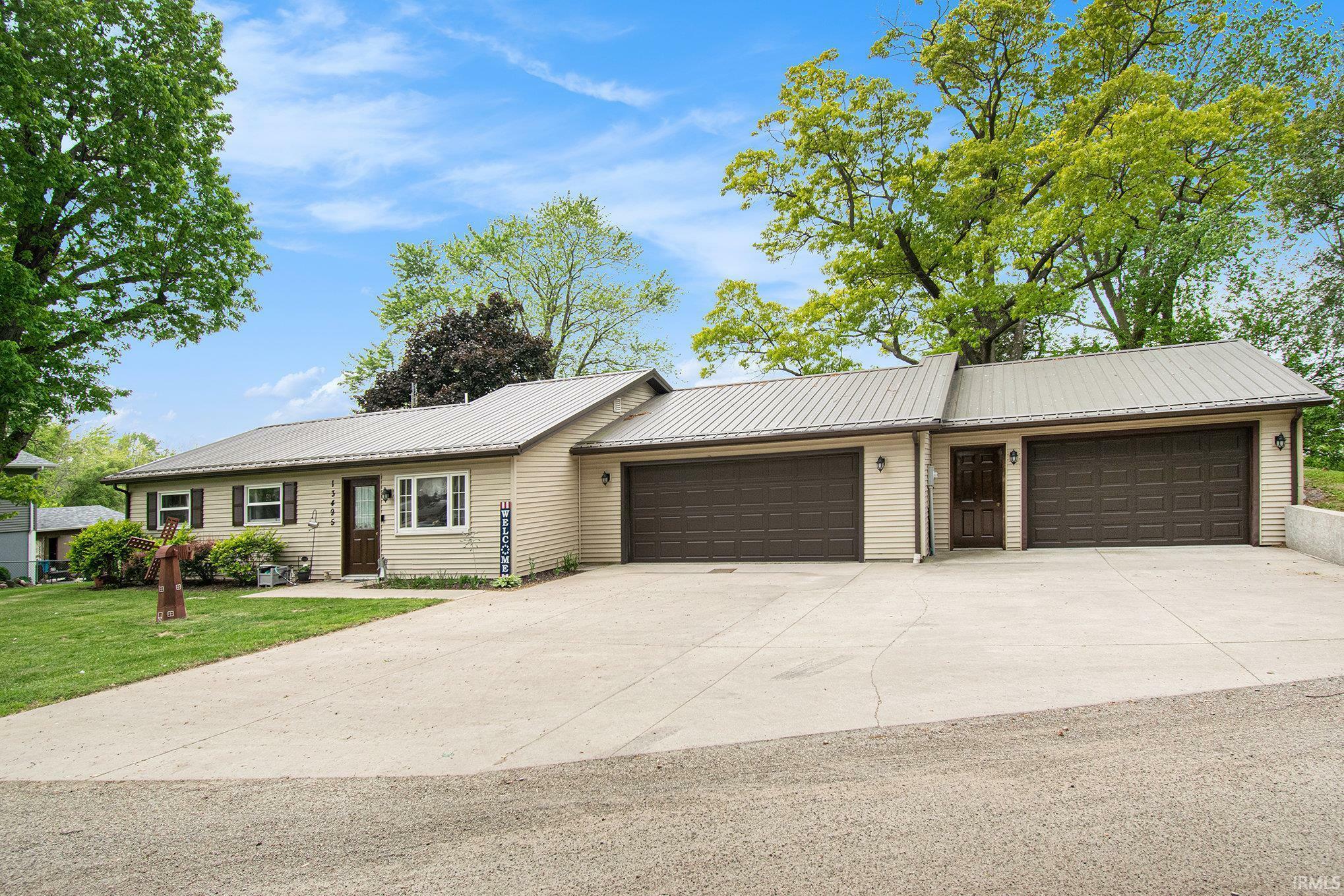 Property Photo: 13495 N Hillside Drive IN 46567