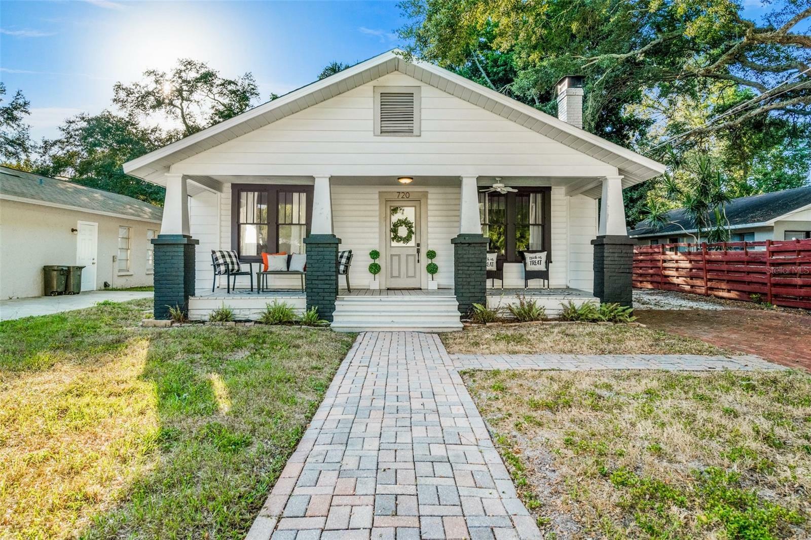 Property Photo: 720 37th Street W FL 34205