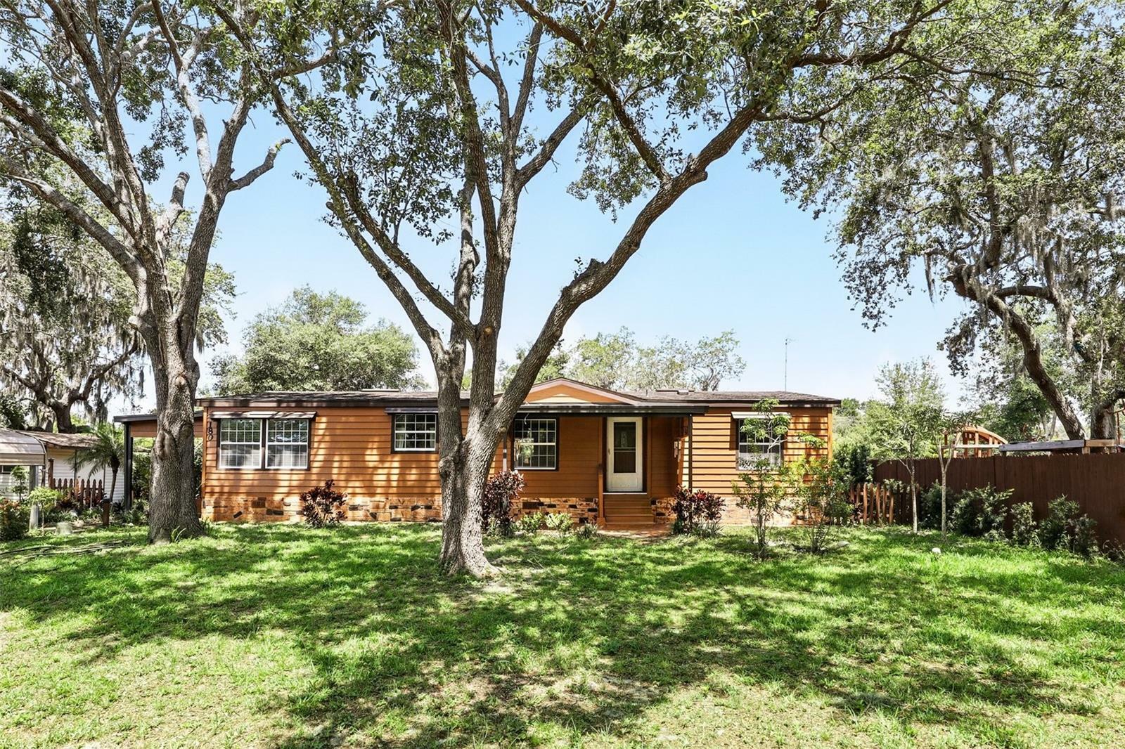 Property Photo: 180 Raintree Court FL 34771