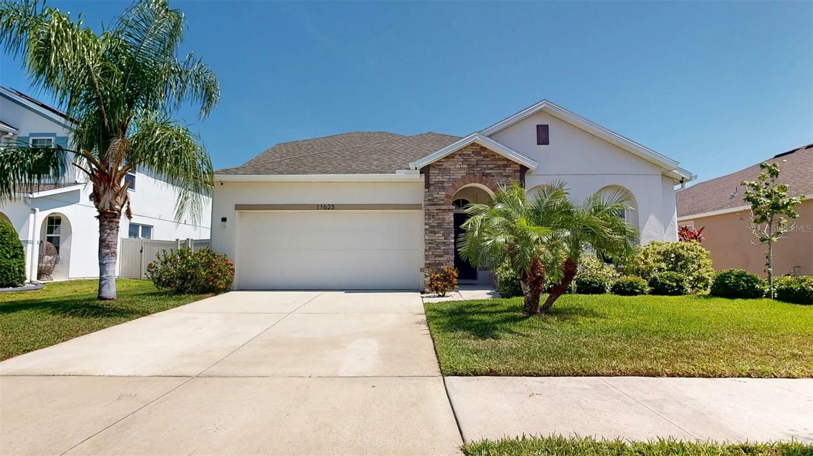 Property Photo: 11623 Tetrafin Drive FL 33579