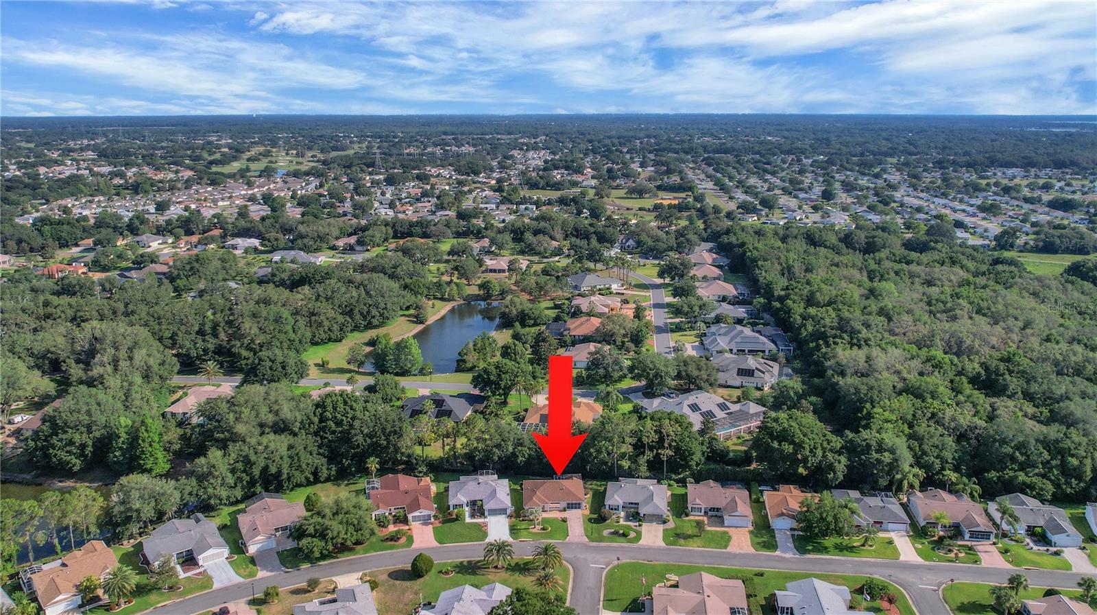 Property Photo: 2766 Privada Drive FL 32162