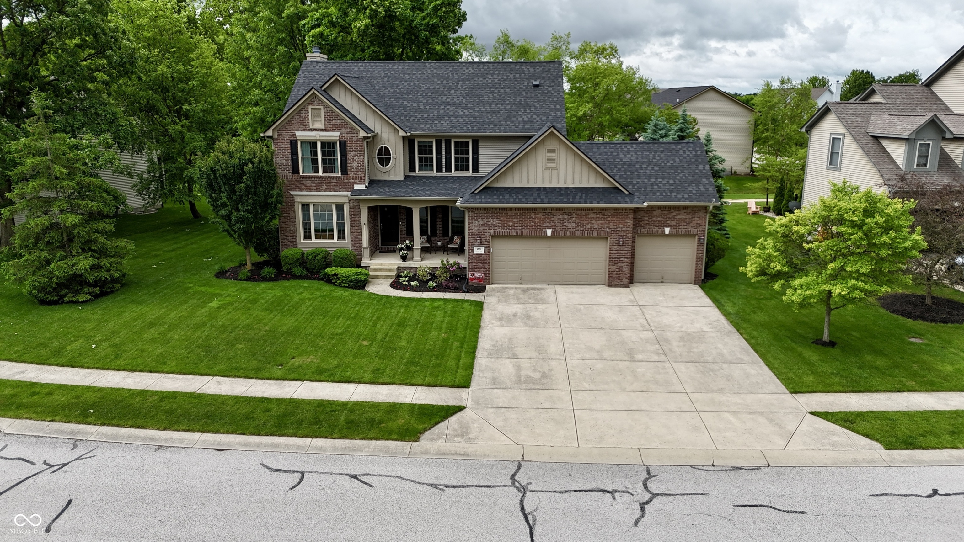 Property Photo: 3251 Amber Way IN 46106