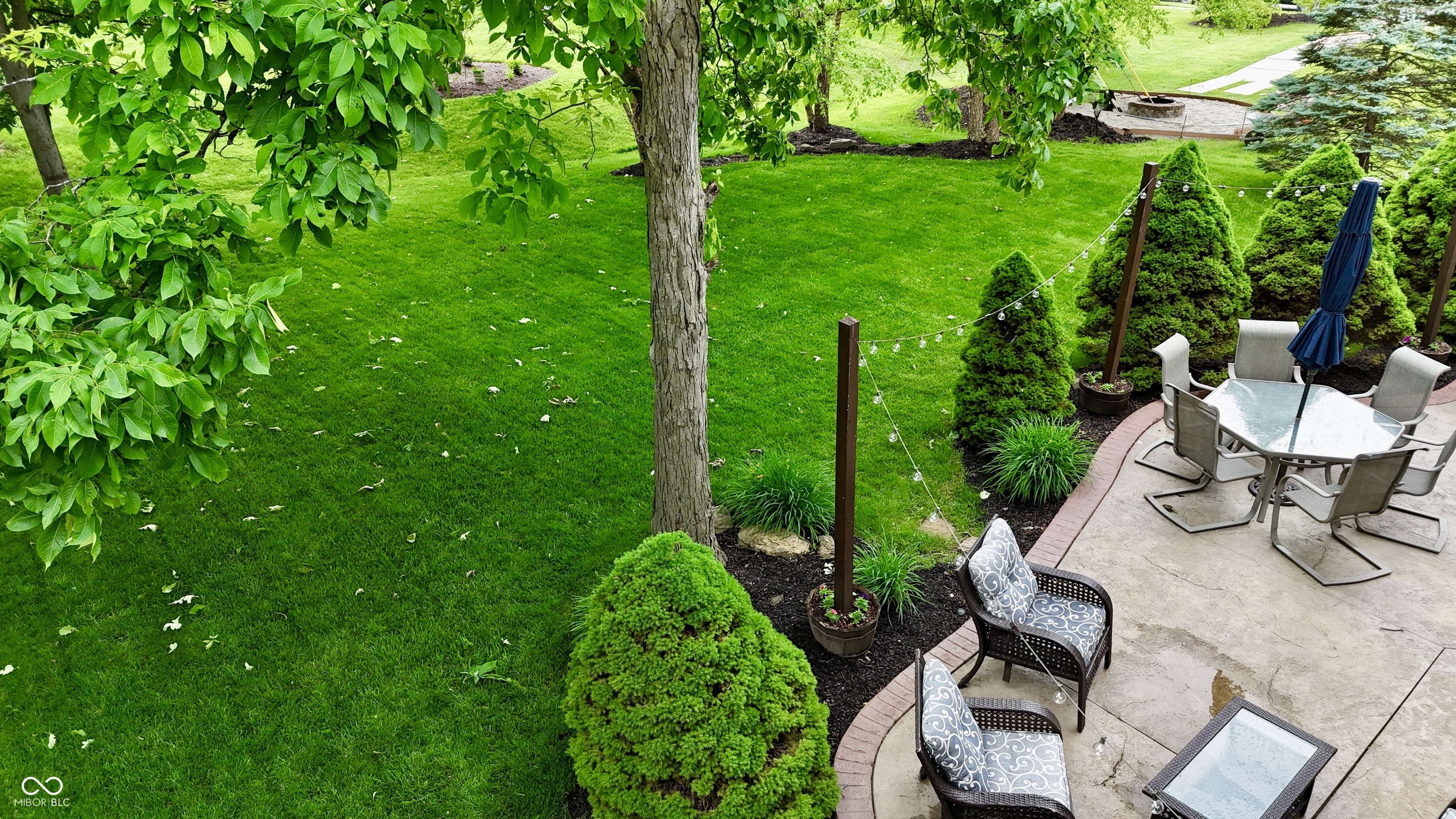 Property Photo: 3251 Amber Way IN 46106