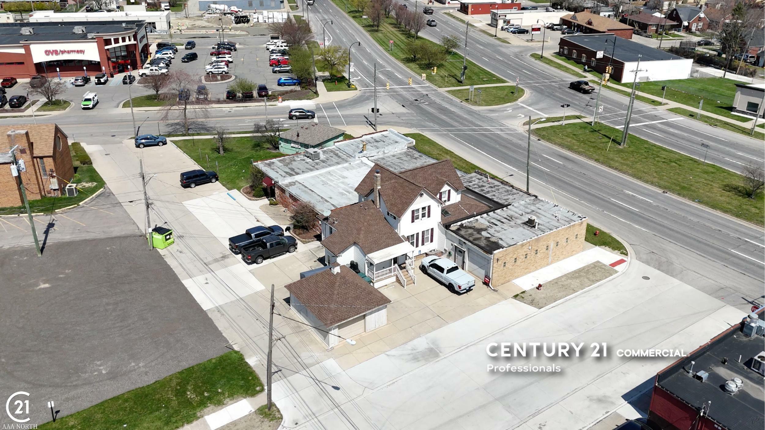 Property Photo: 2884 Fort Street MI 48146
