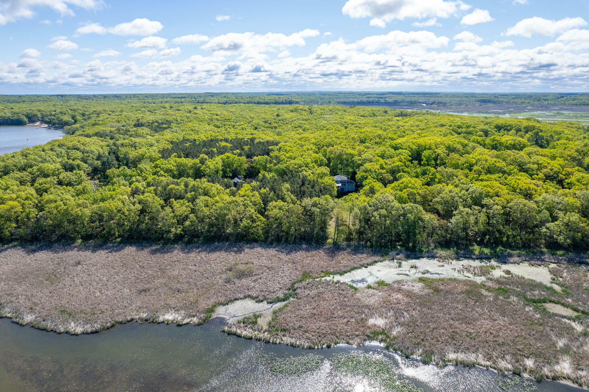 Property Photo:  3126 Red Oak Drive  MI 49453 