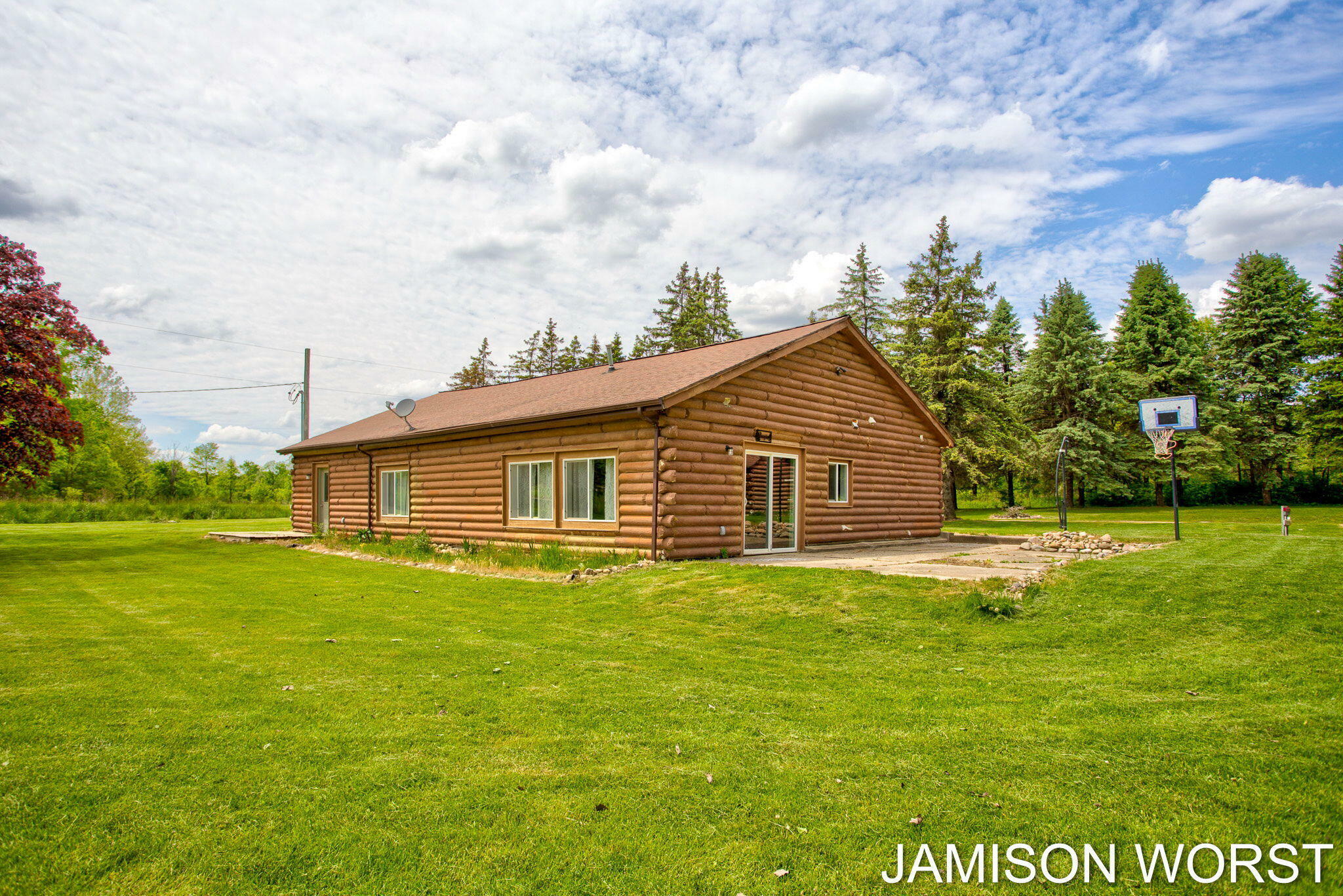 Property Photo: 4403 4th Street MI 49316